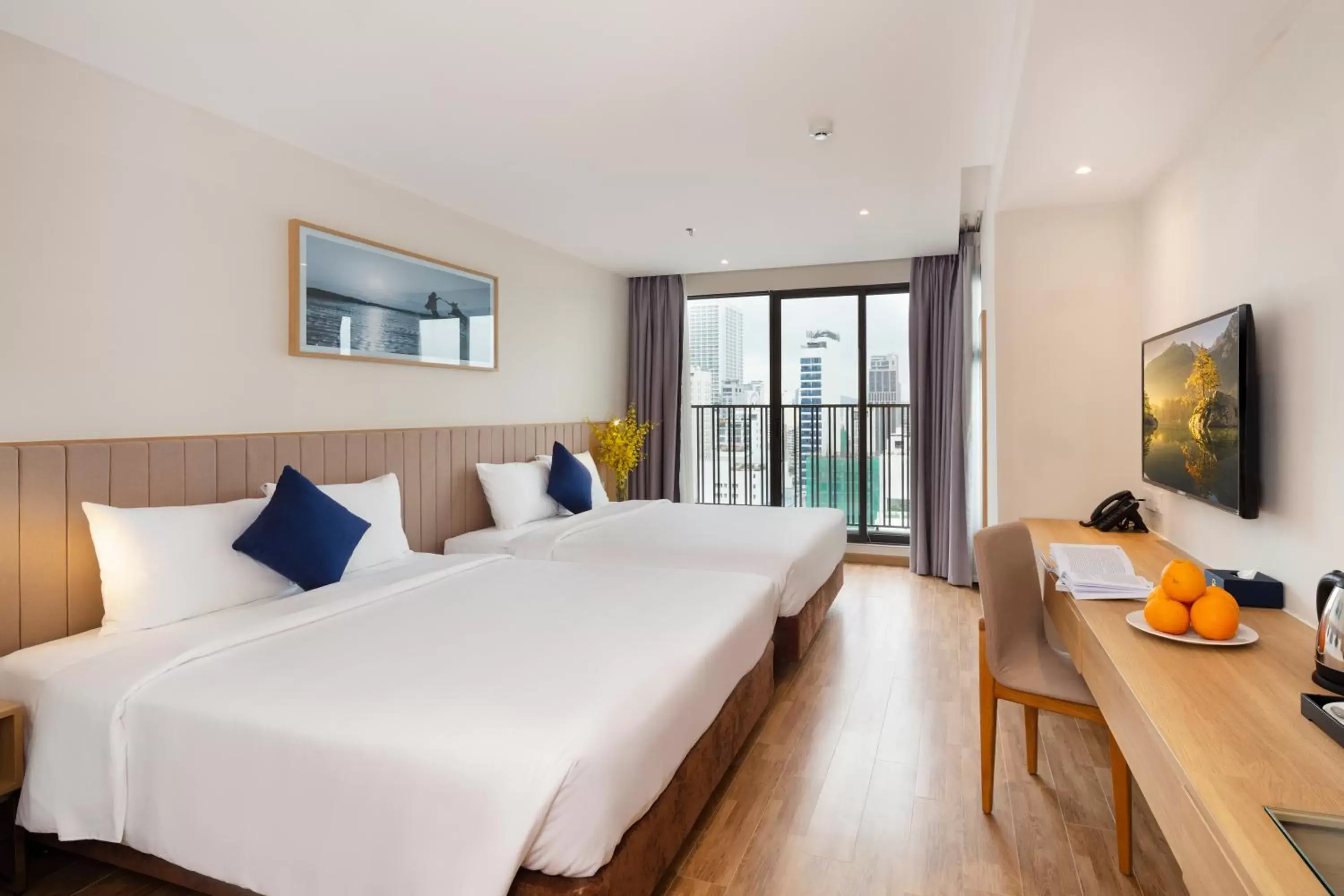 Family Room with Balcony in VENTANA NHA TRANG HOTEL Family Room with Balcony in VENTANA NHA TRANG HOTEL