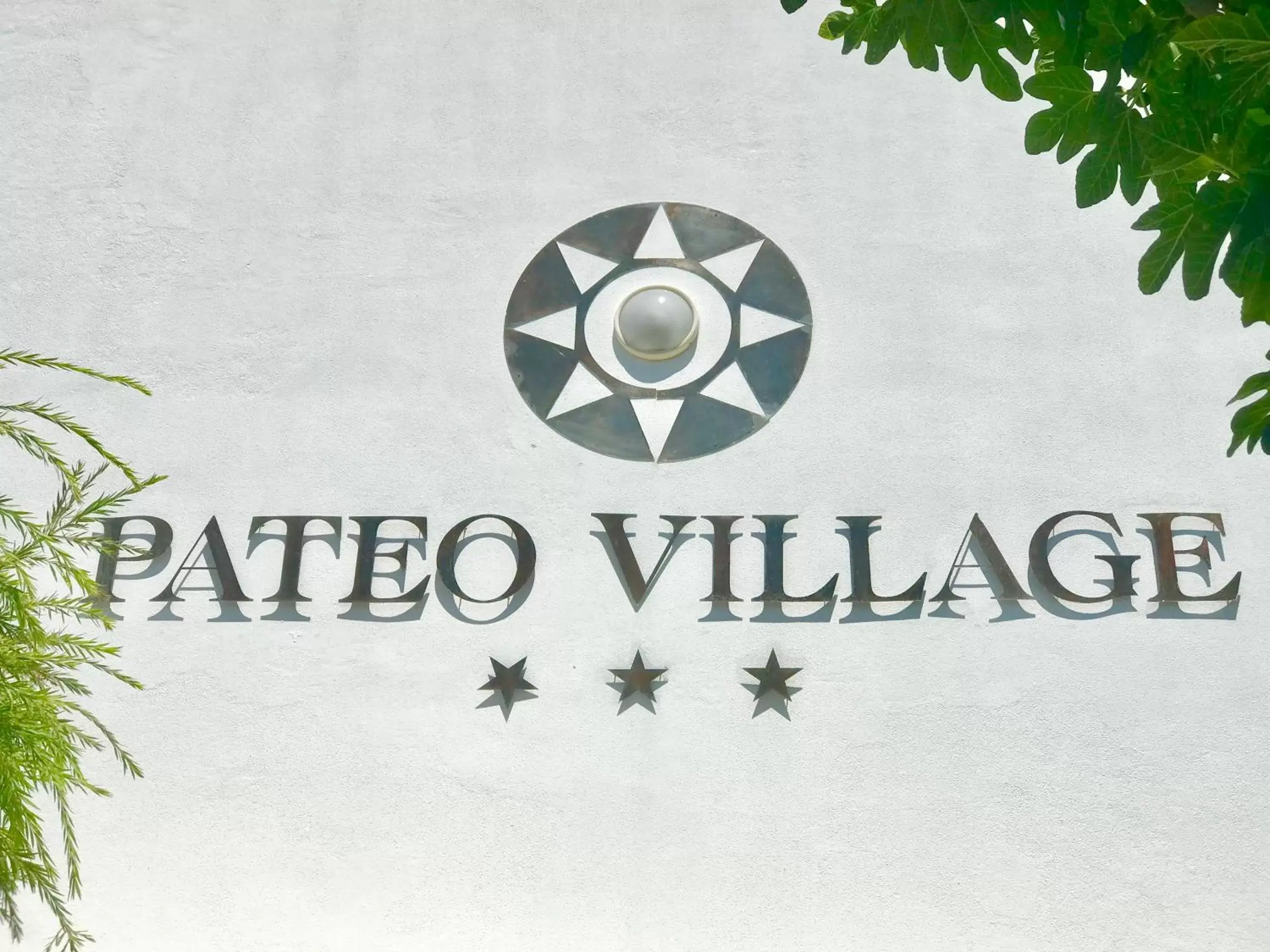 Facade/entrance in Pateo Village