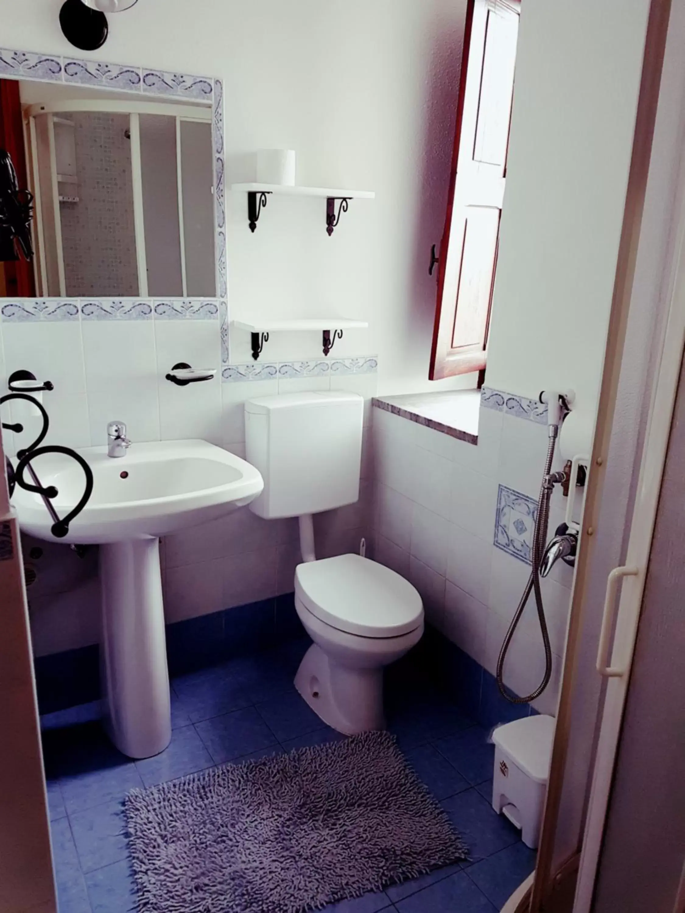 Toilet, Bathroom in Lo Nardo Accommodation