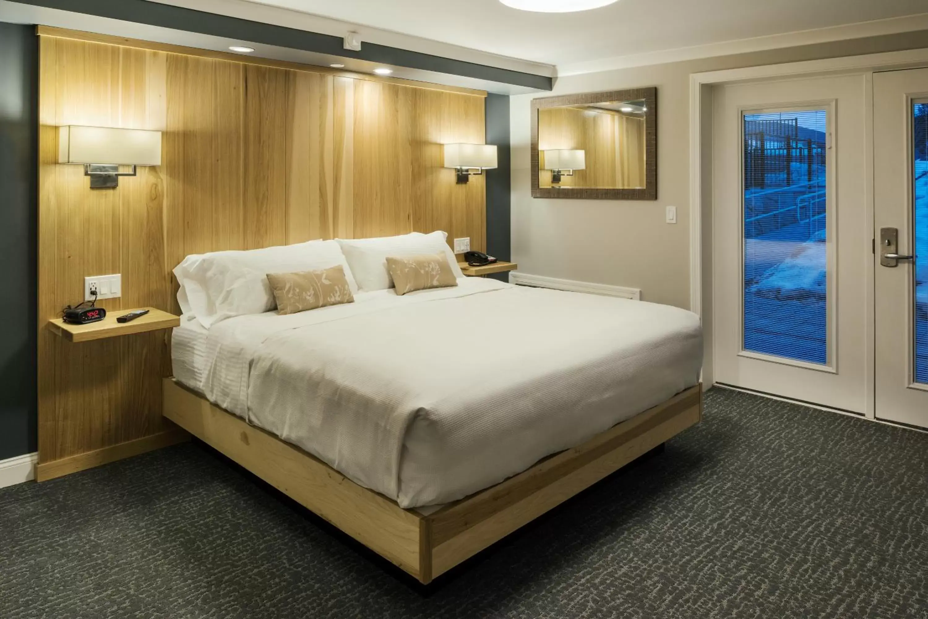 Bed in Center Harbor Inn