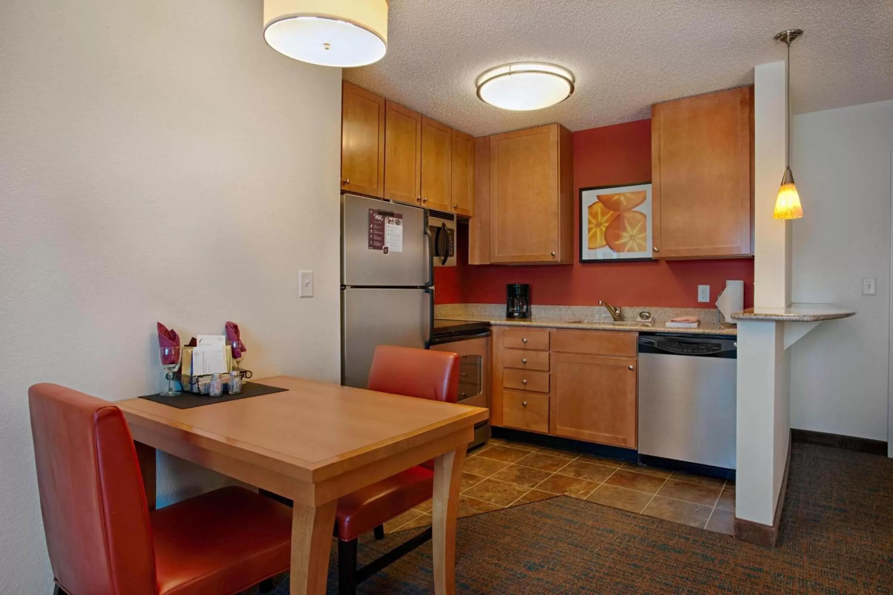 Kitchen or kitchenette, Kitchen/Kitchenette in Residence Inn by Marriott Atlantic City Airport Egg Harbor Township