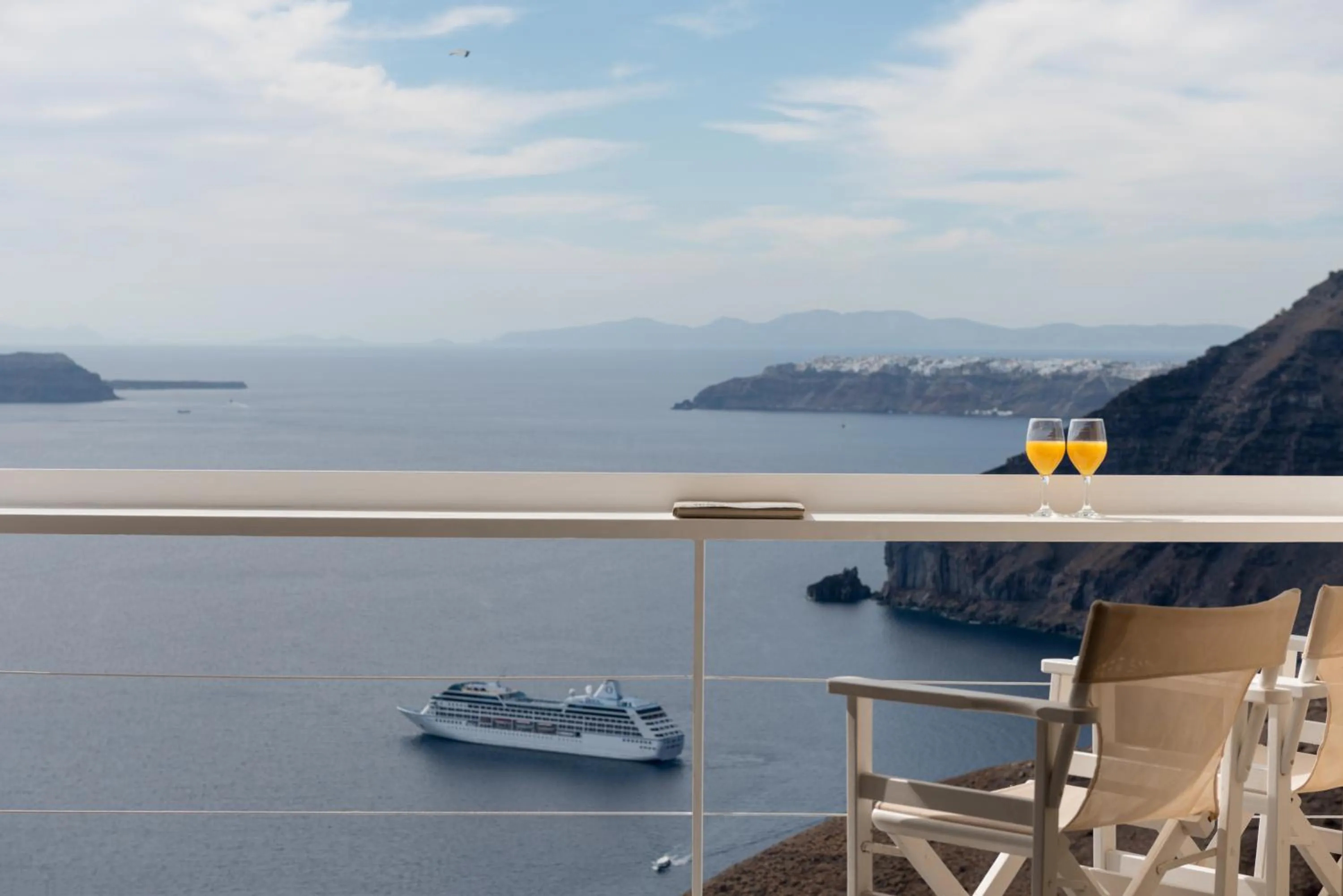 Day in Aria Suites & Villas