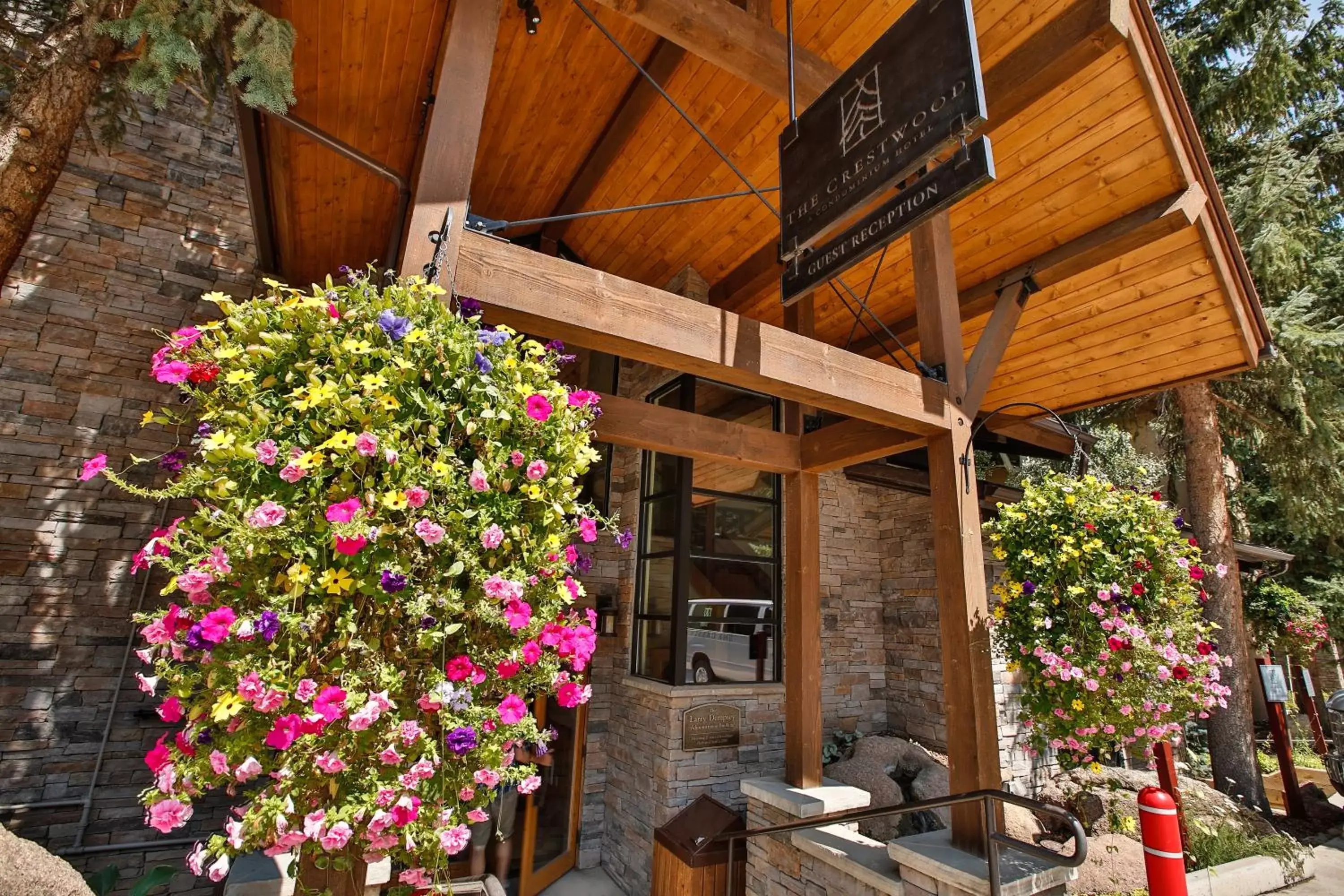 Facade/entrance in The Crestwood Snowmass Village