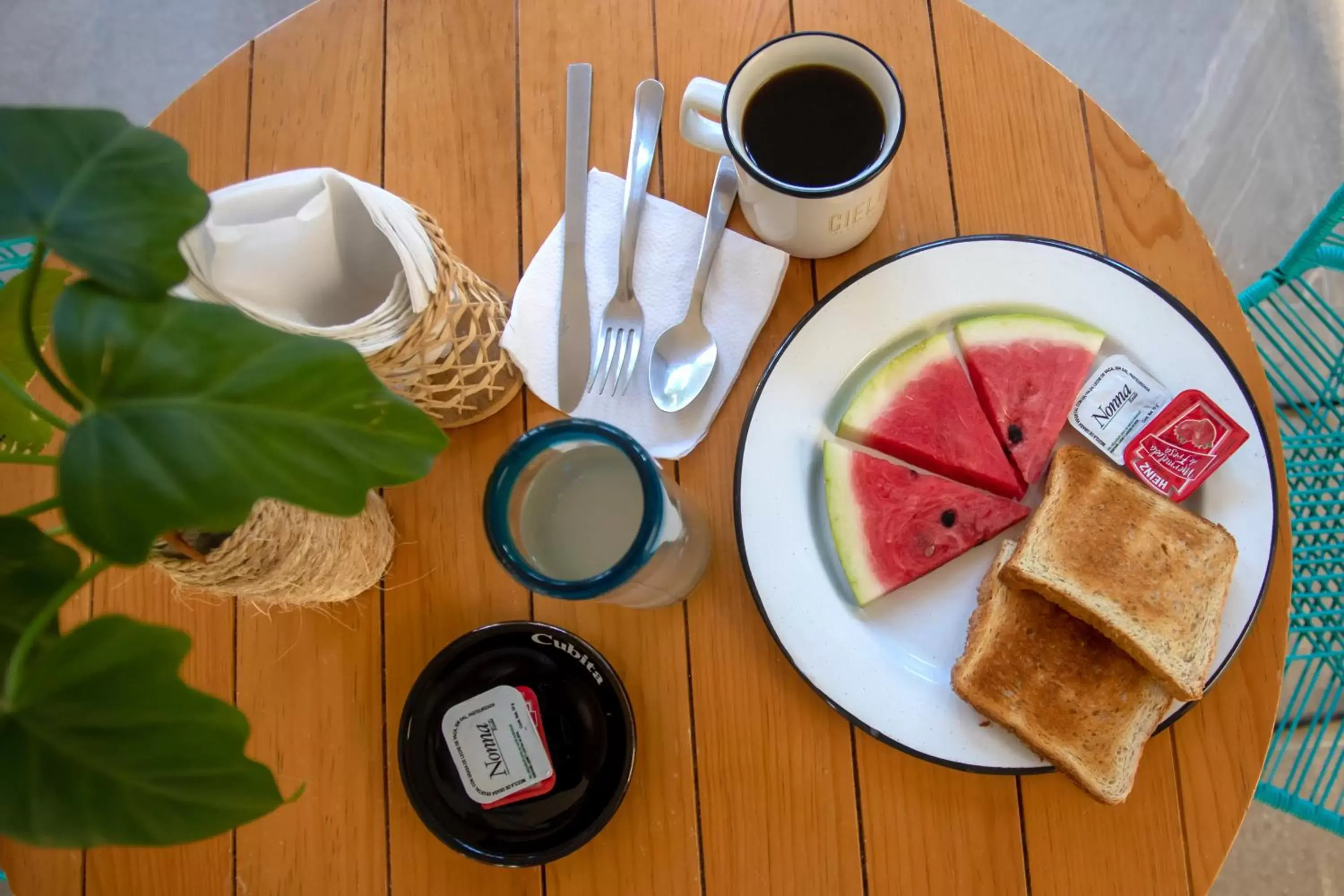 Breakfast in Suites Cielo y Mar