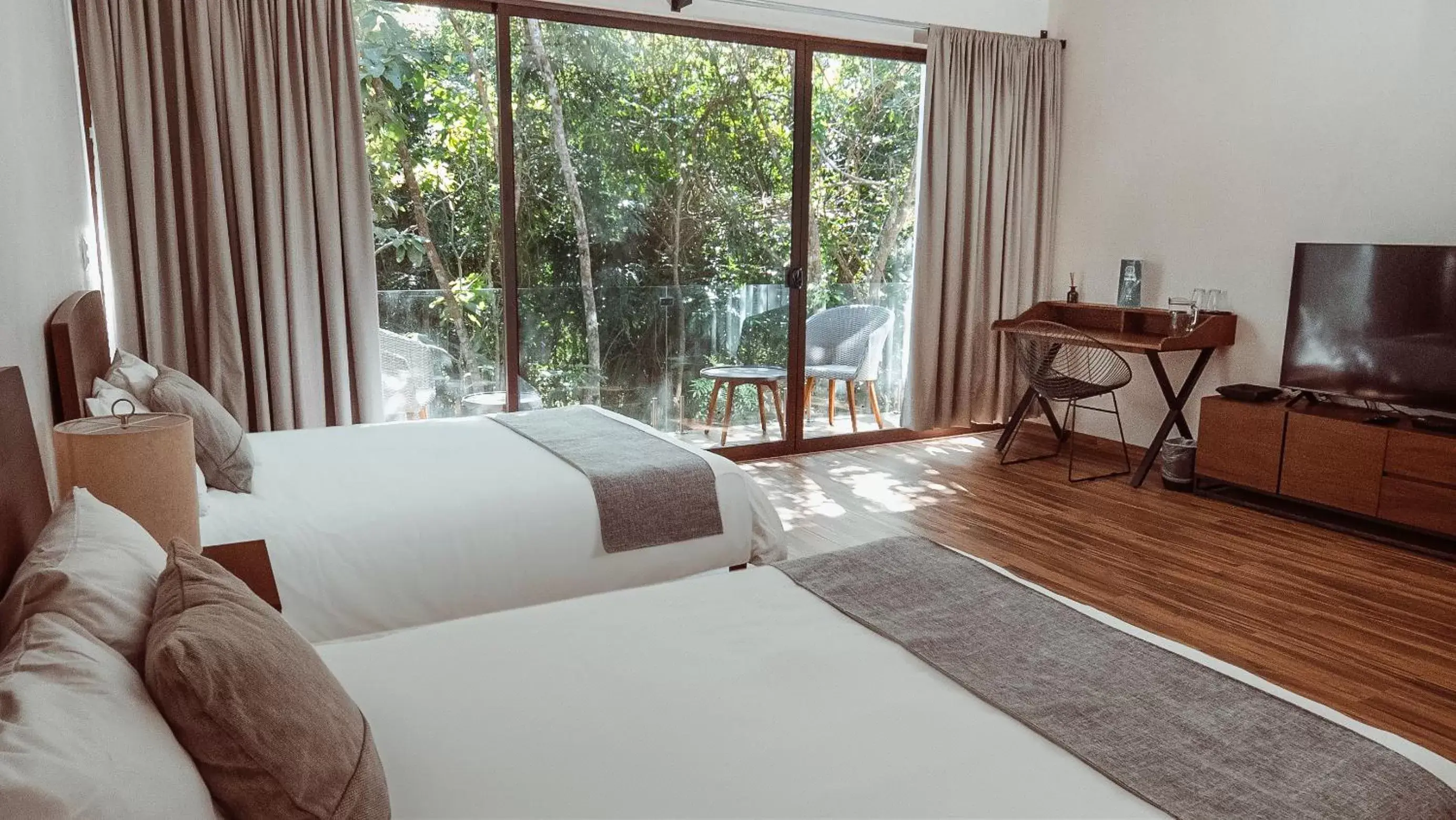 Bathroom, Bed in MBH Maya Bacalar Hotel Boutique