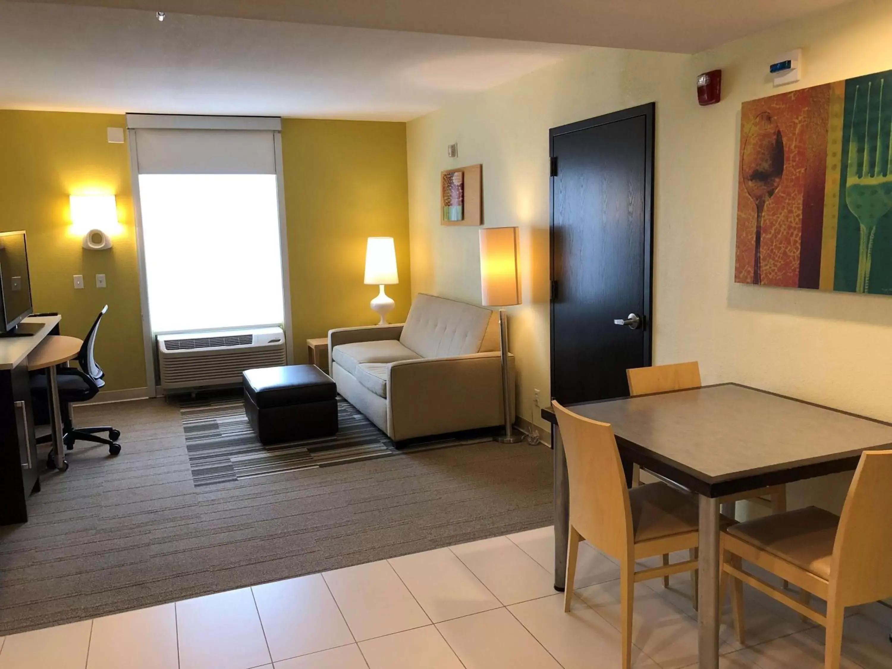 Bedroom, Seating Area in Home2 Suites by Hilton Rahway