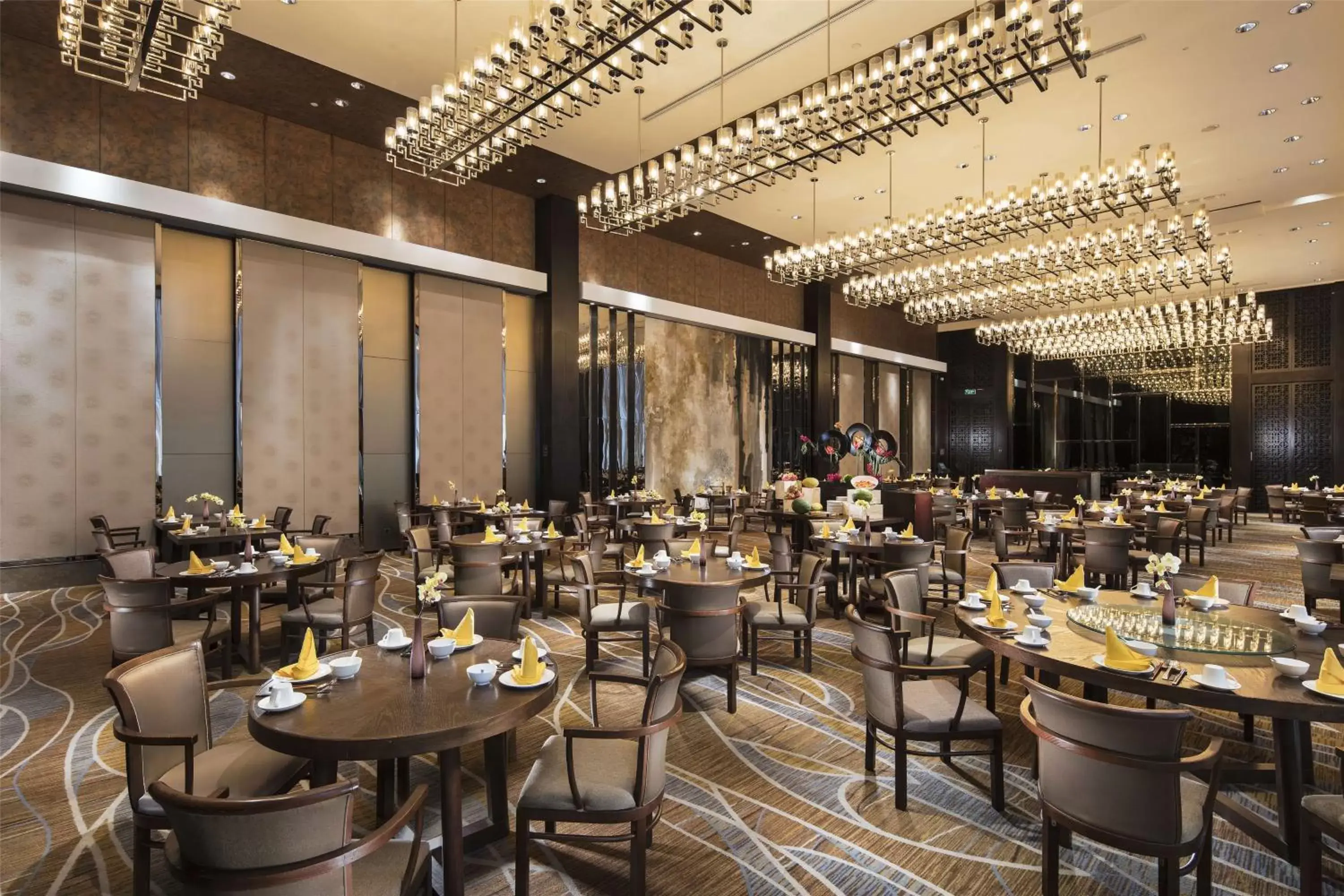 Restaurant/places to eat in Hilton Guangzhou Tianhe Restaurant/places to eat in Hilton Guangzhou Tianhe