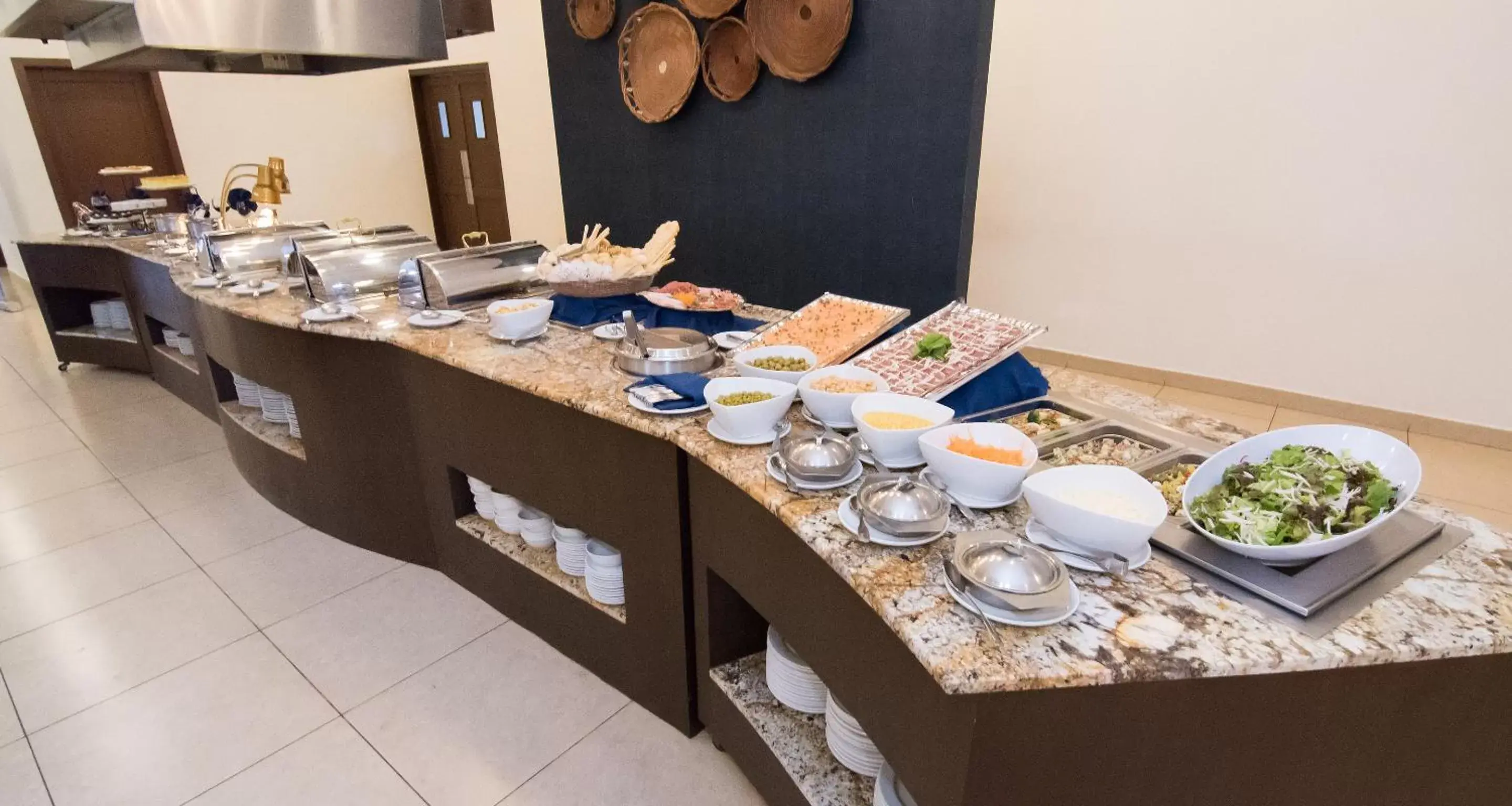 Breakfast, Restaurant/Places to Eat in Best Western Las Mercedes Airport