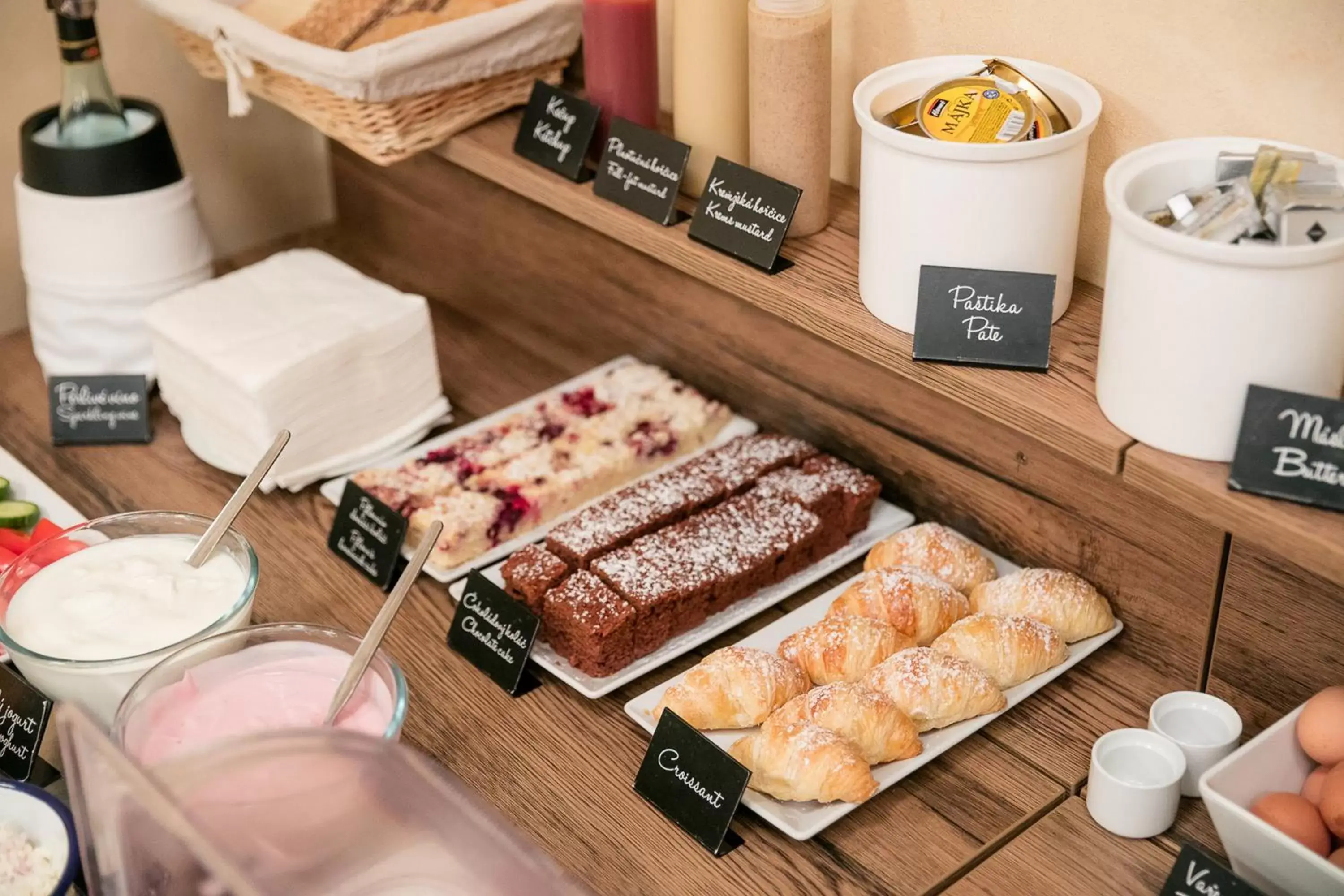 Breakfast in Pytloun Design Self Check-in Hotel Breakfast in Pytloun Design Self Check-in Hotel