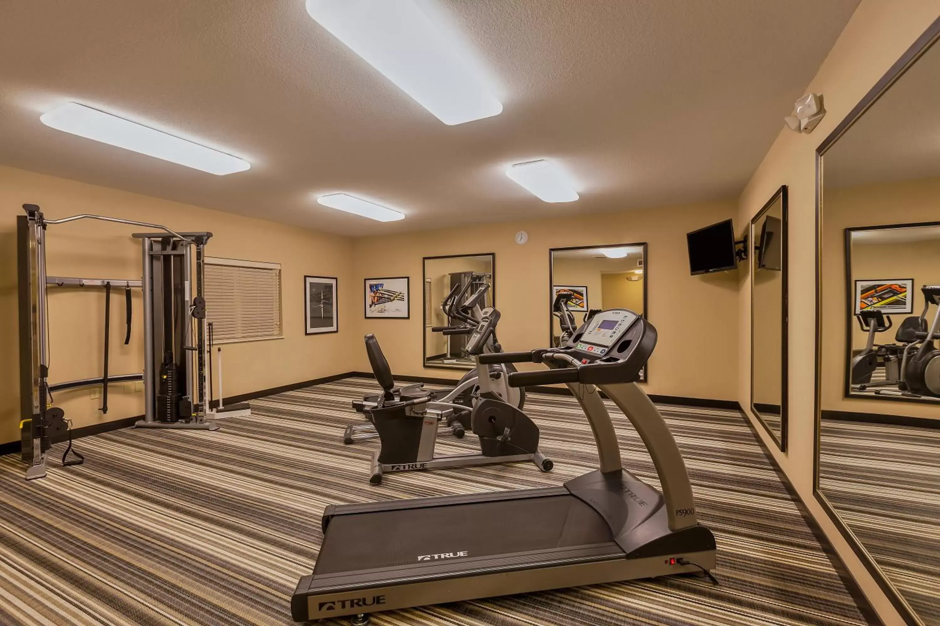 Fitness centre/facilities, Fitness Center/Facilities in Candlewood Suites Tucson, an IHG Hotel