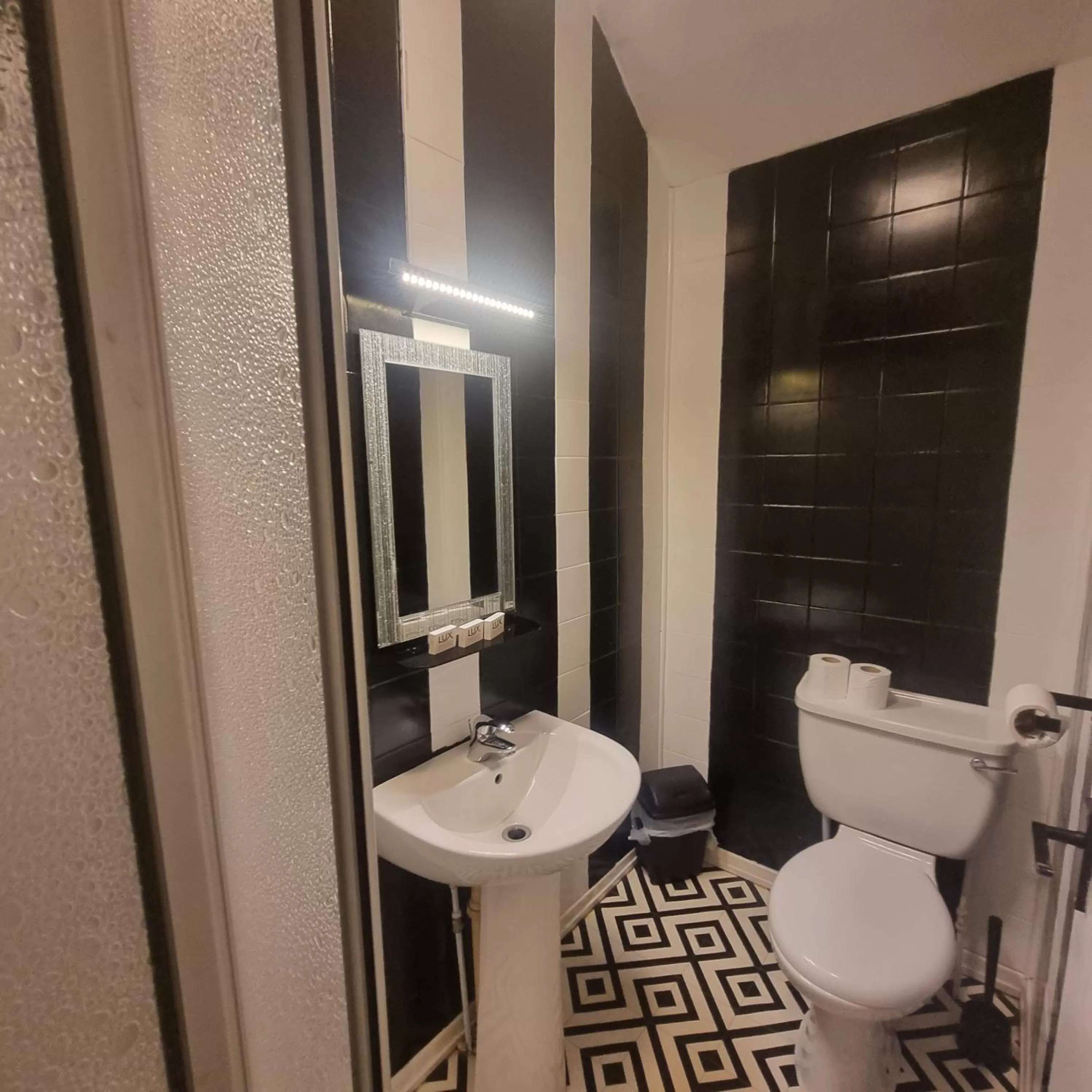 Palm Beach Hotel by the Sea