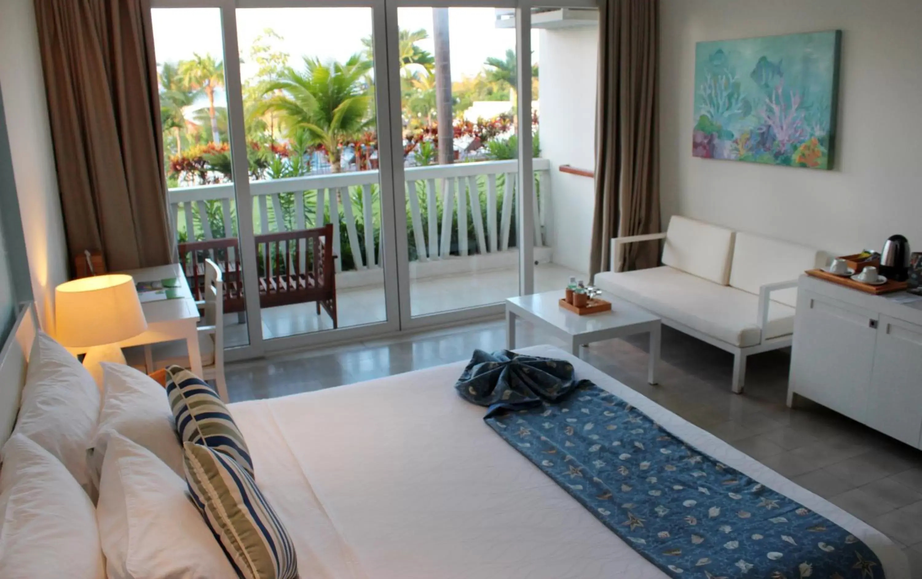 Azul Twin or Double Room with Pool View in The Cliff Resort & Residences