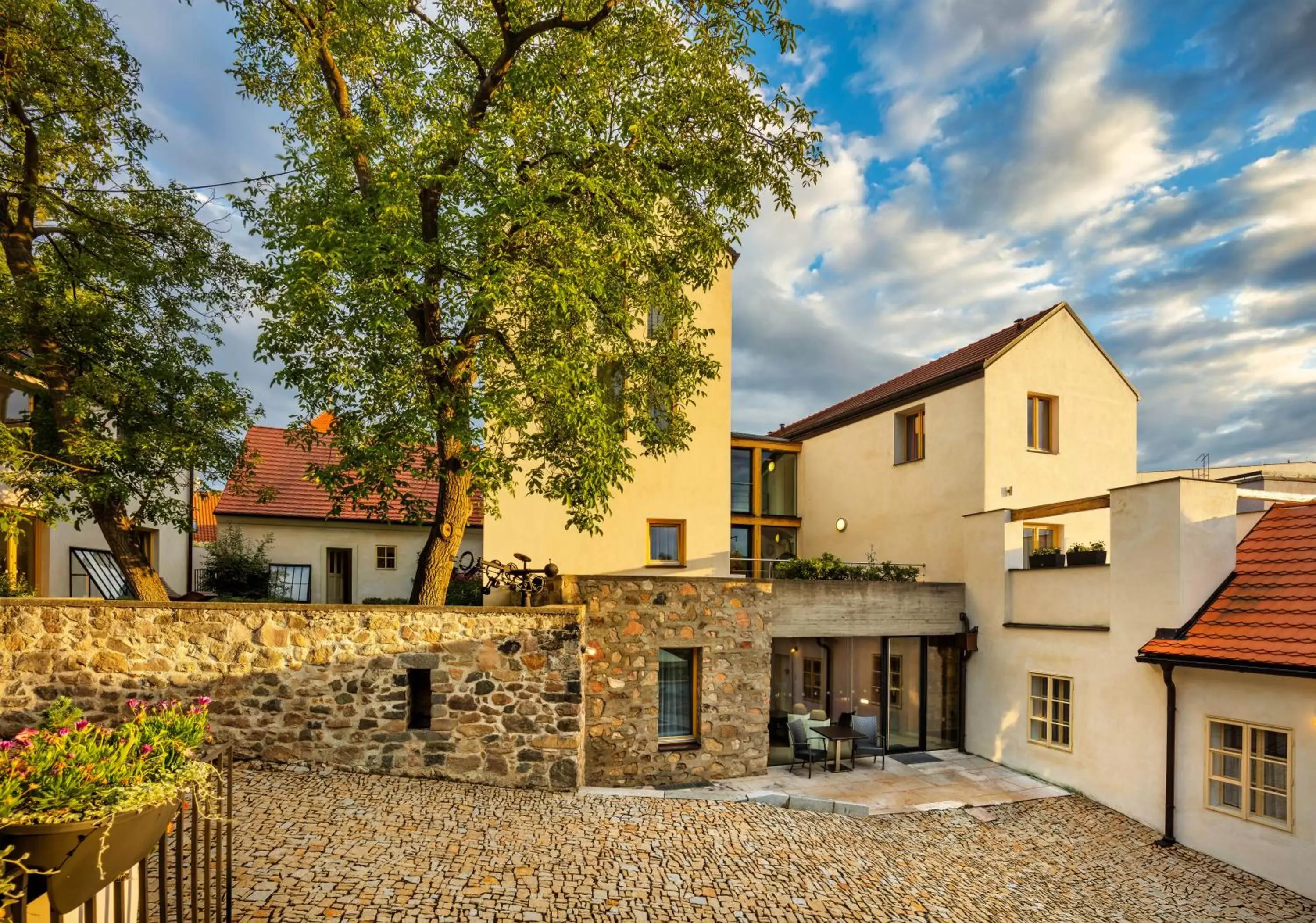 Property building in Bellevue Hotel Benešov Property building in Bellevue Hotel Benešov