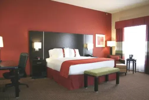 Executive King Room - Non-Smoking in Holiday Inn Meridian East I 59 / I 20