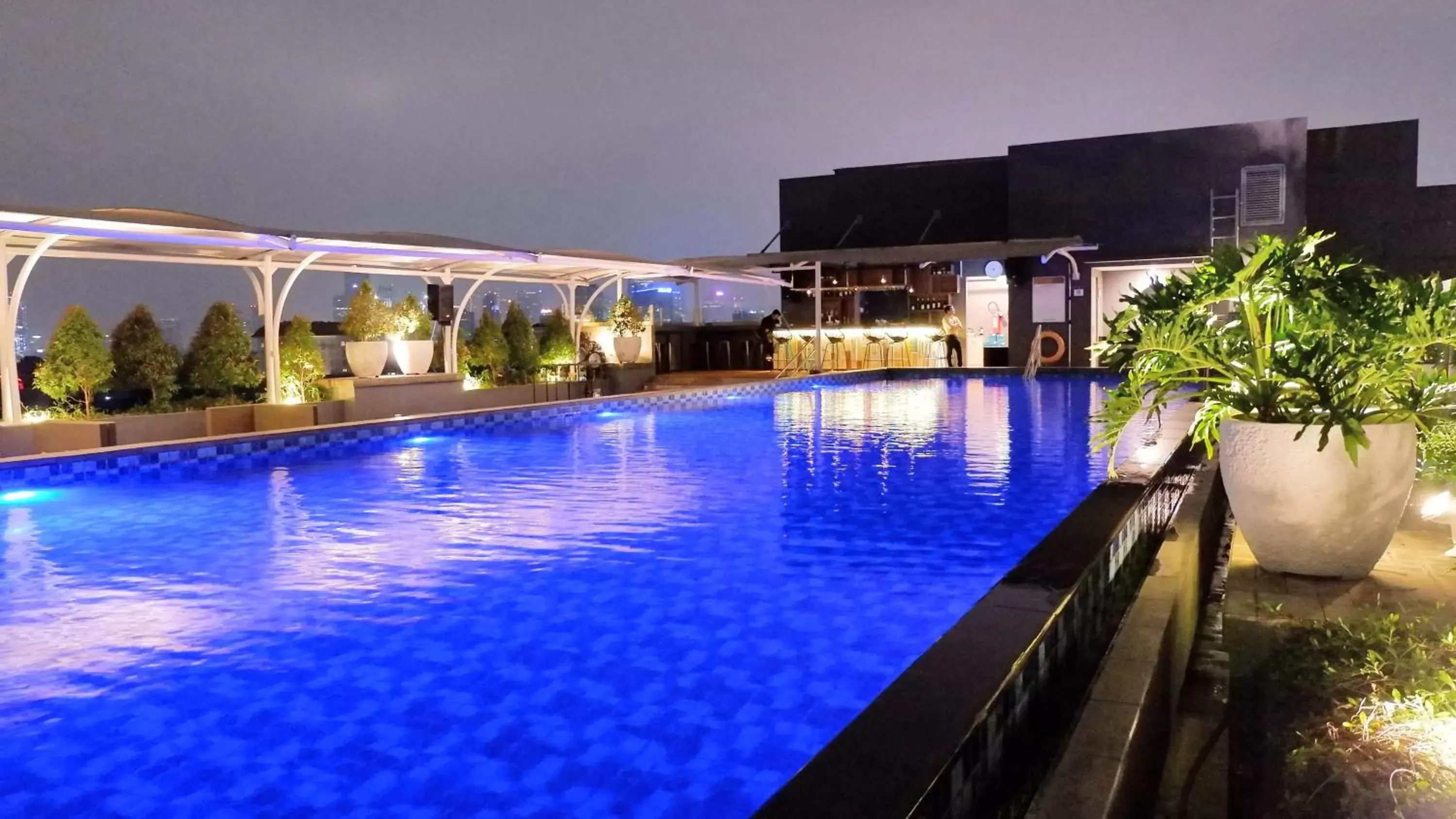 Property building, Swimming Pool in Mercure Jakarta Cikini