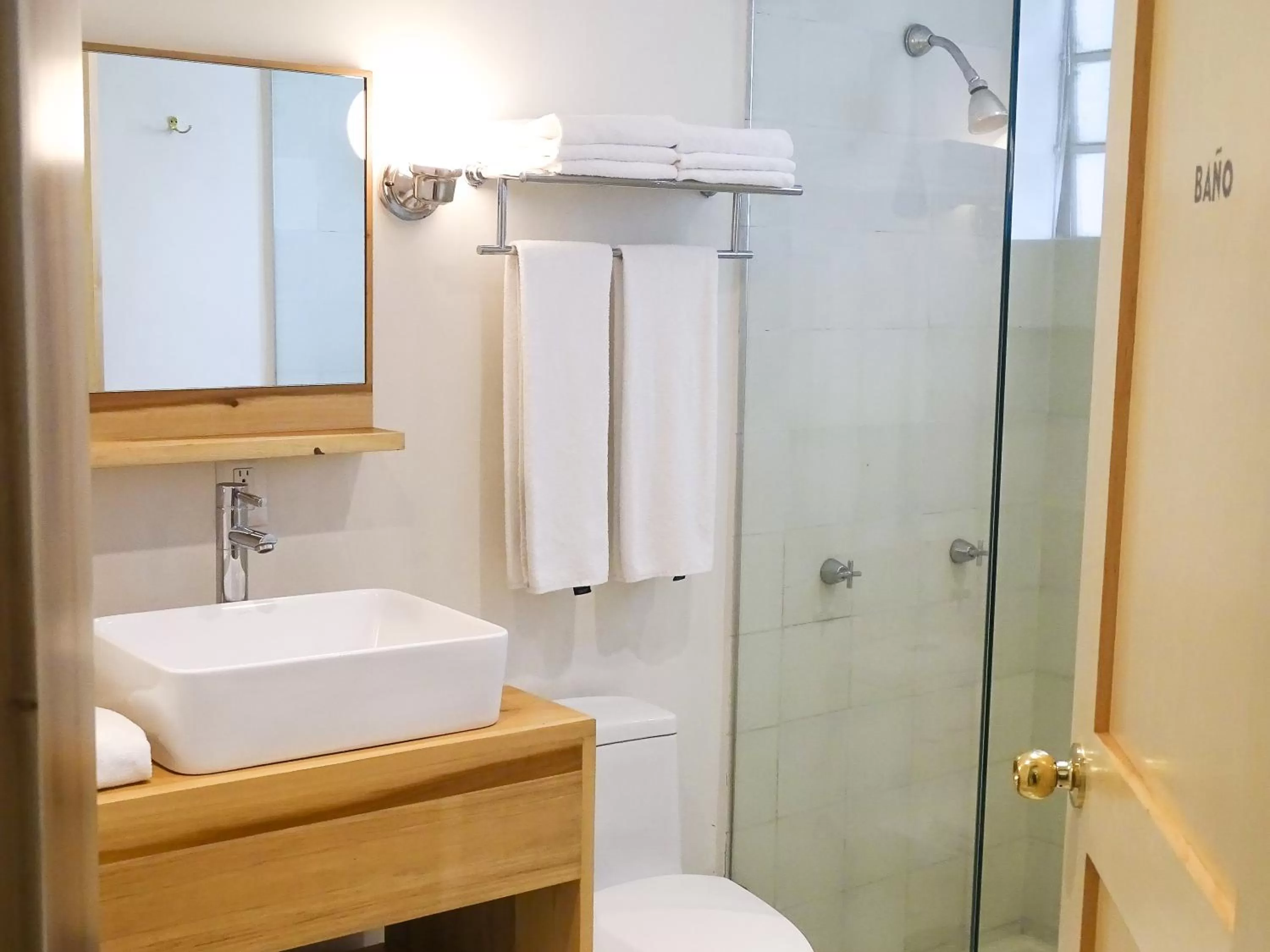 Shower in Casa Nuevo Leon