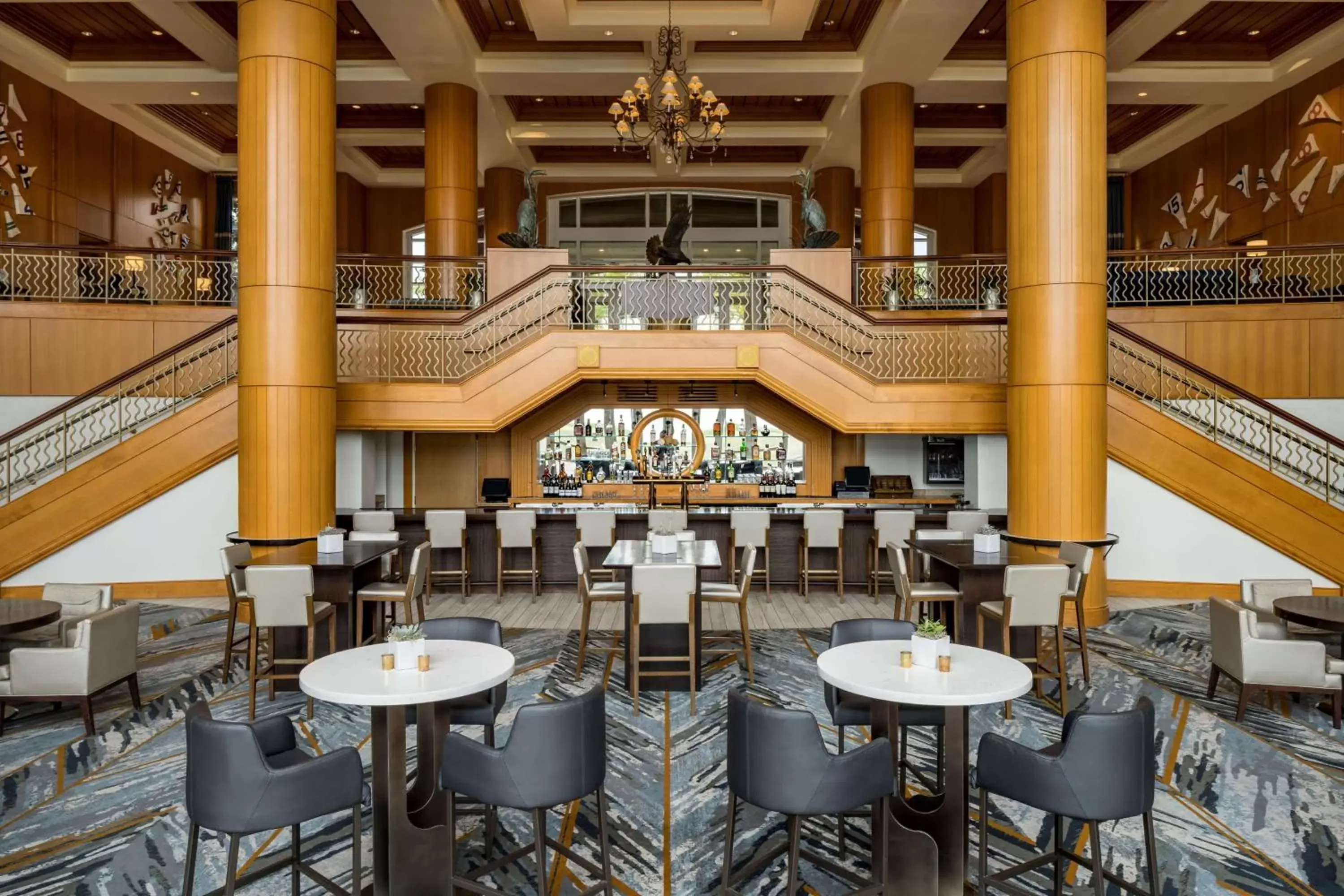 Lobby or reception, Restaurant/Places to Eat in Hyatt Regency Chesapeake Bay Golf Resort, Spa & Marina