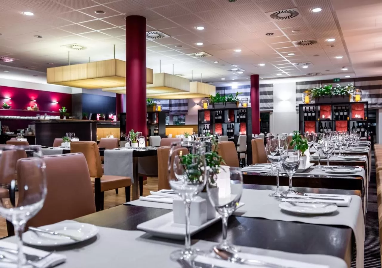Restaurant/places to eat in Best Western Premier Novina Hotel Regensburg