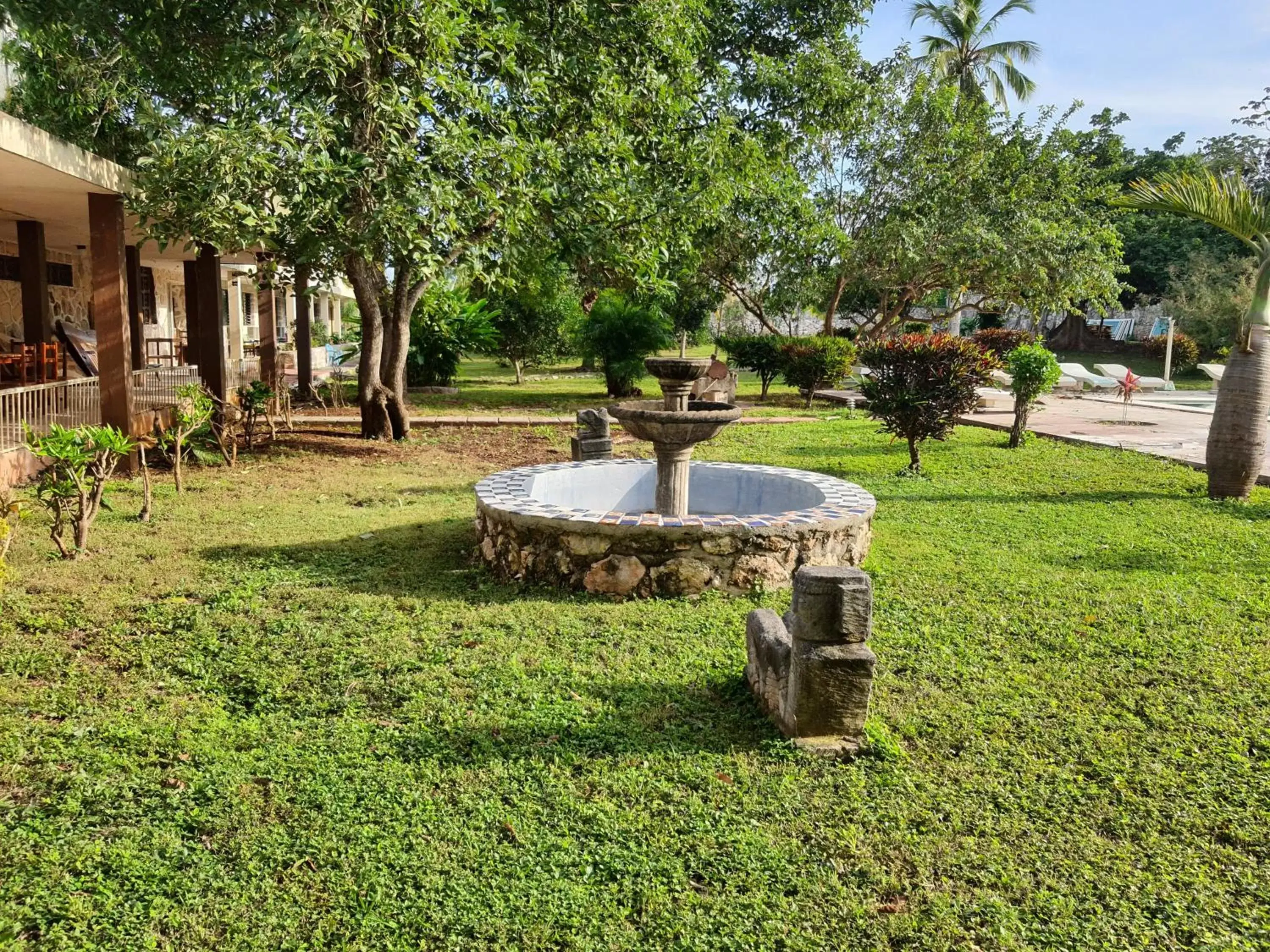 Garden in Hotel Puerta Chichen