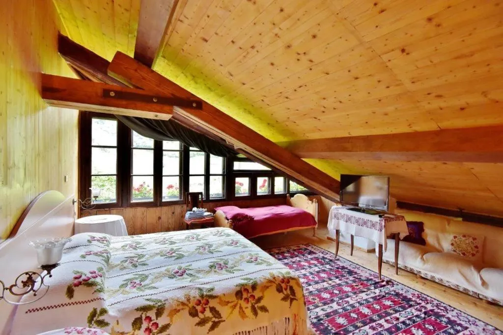 Classic Triple Room in Villa Bertagnolli - Locanda Del Bel Sorriso