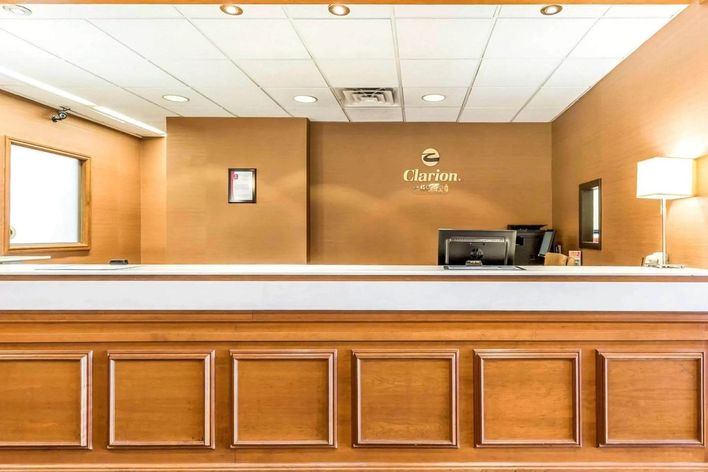 Lobby or reception, Lobby/Reception in Clarion Inn Frederick Event Center