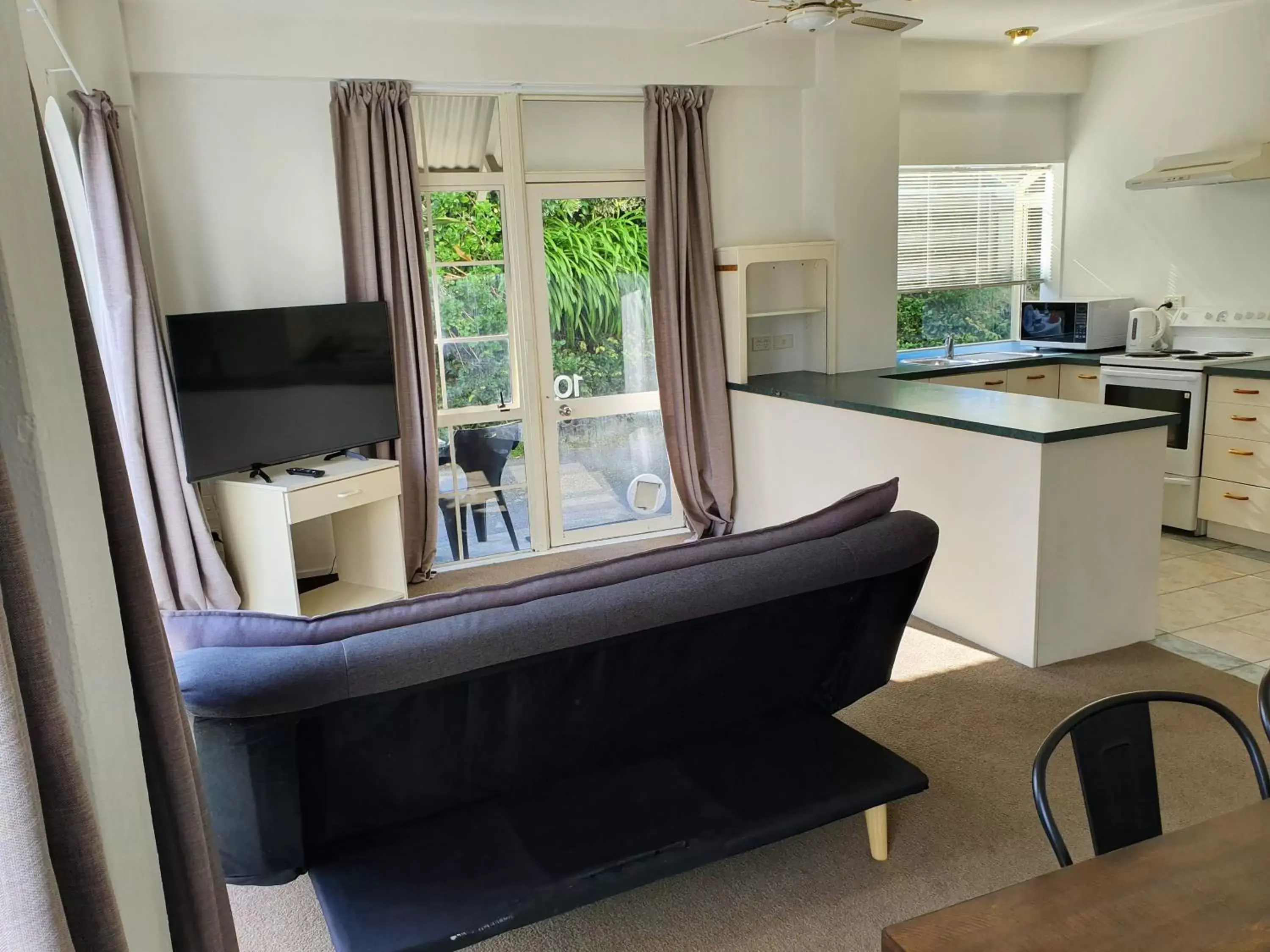 Living room, Seating Area in U Studios Paraparaumu Beach