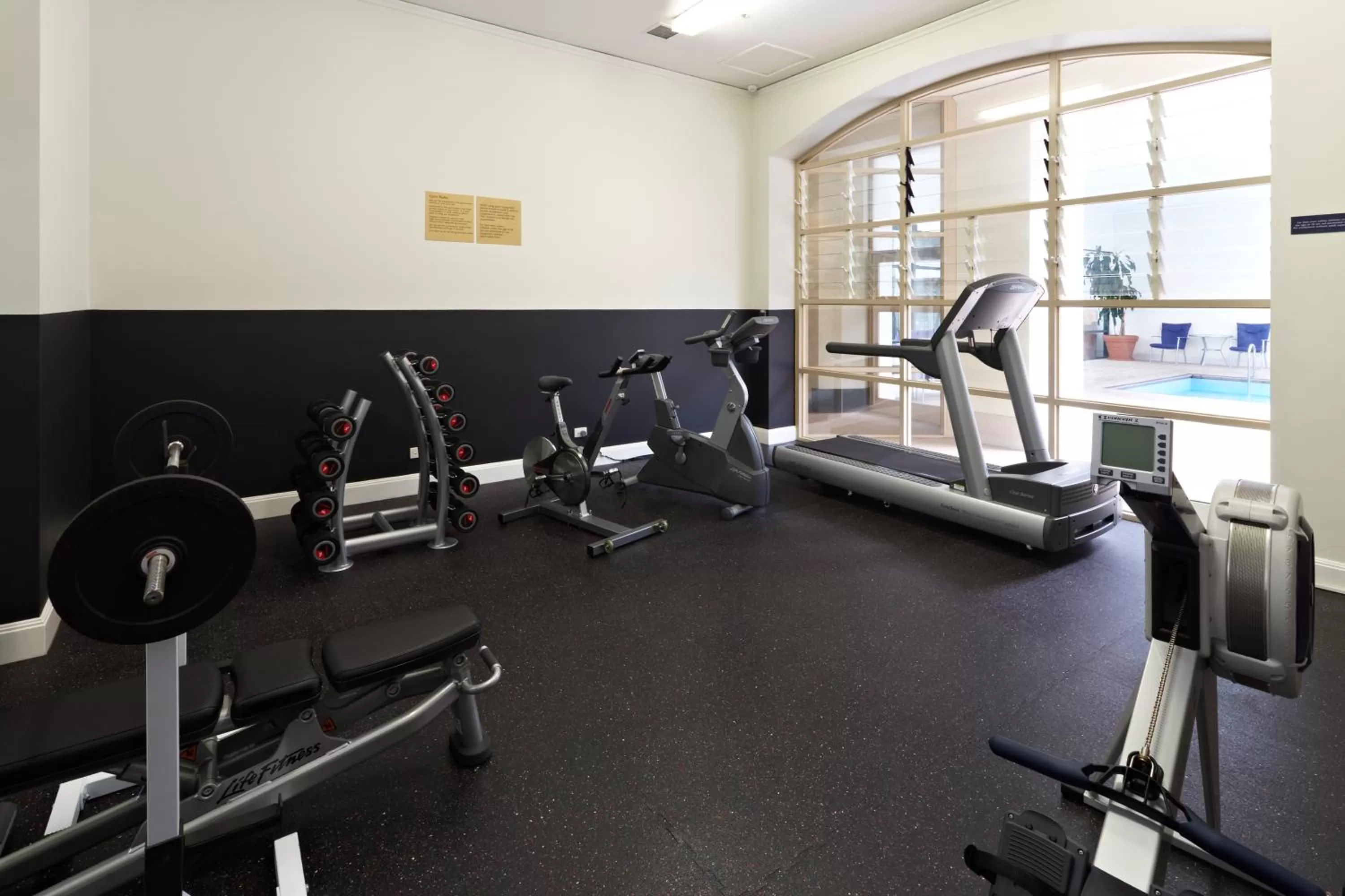 Fitness centre/facilities in Grand Hotel Melbourne