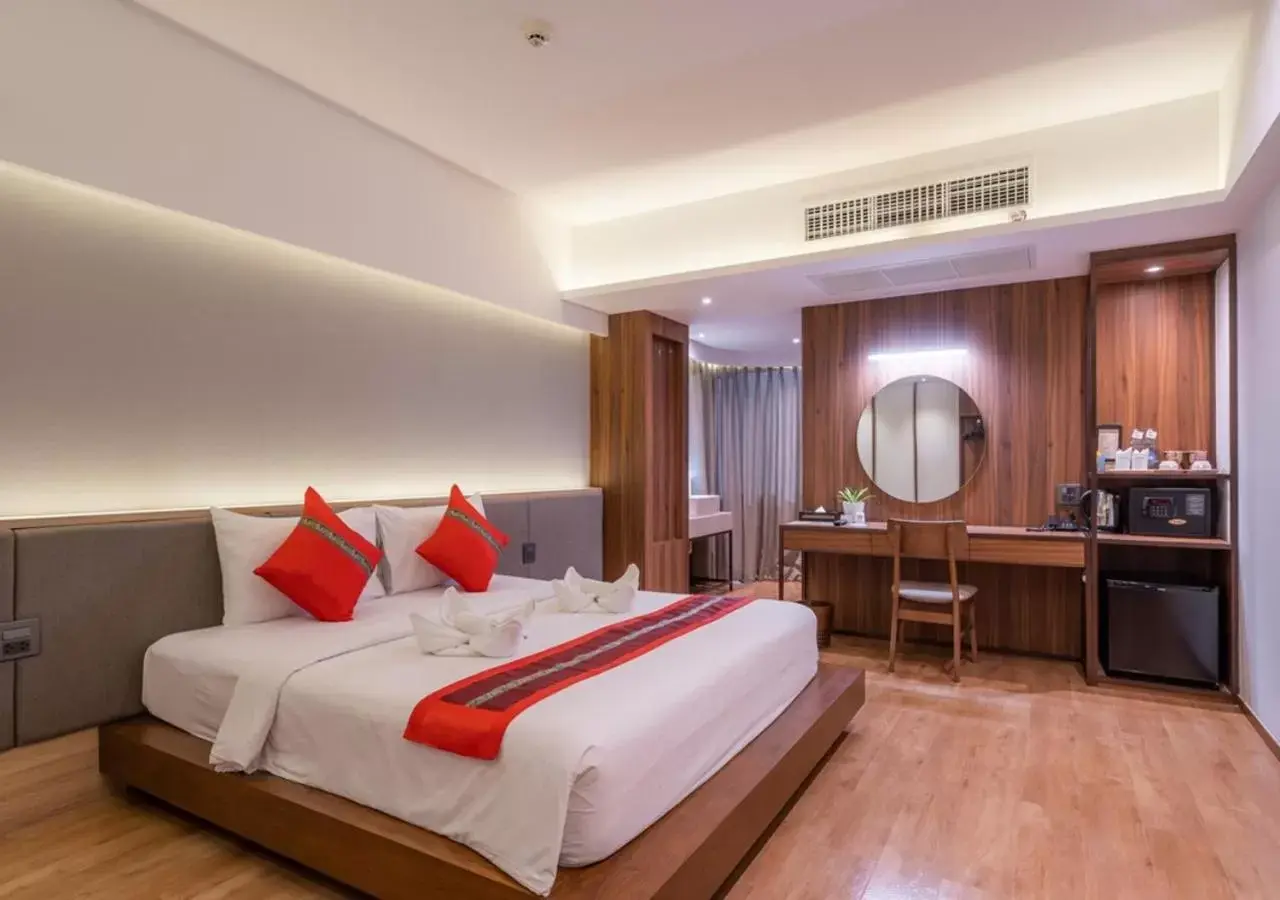 Bedroom, Bed in True Siam Phayathai Hotel
