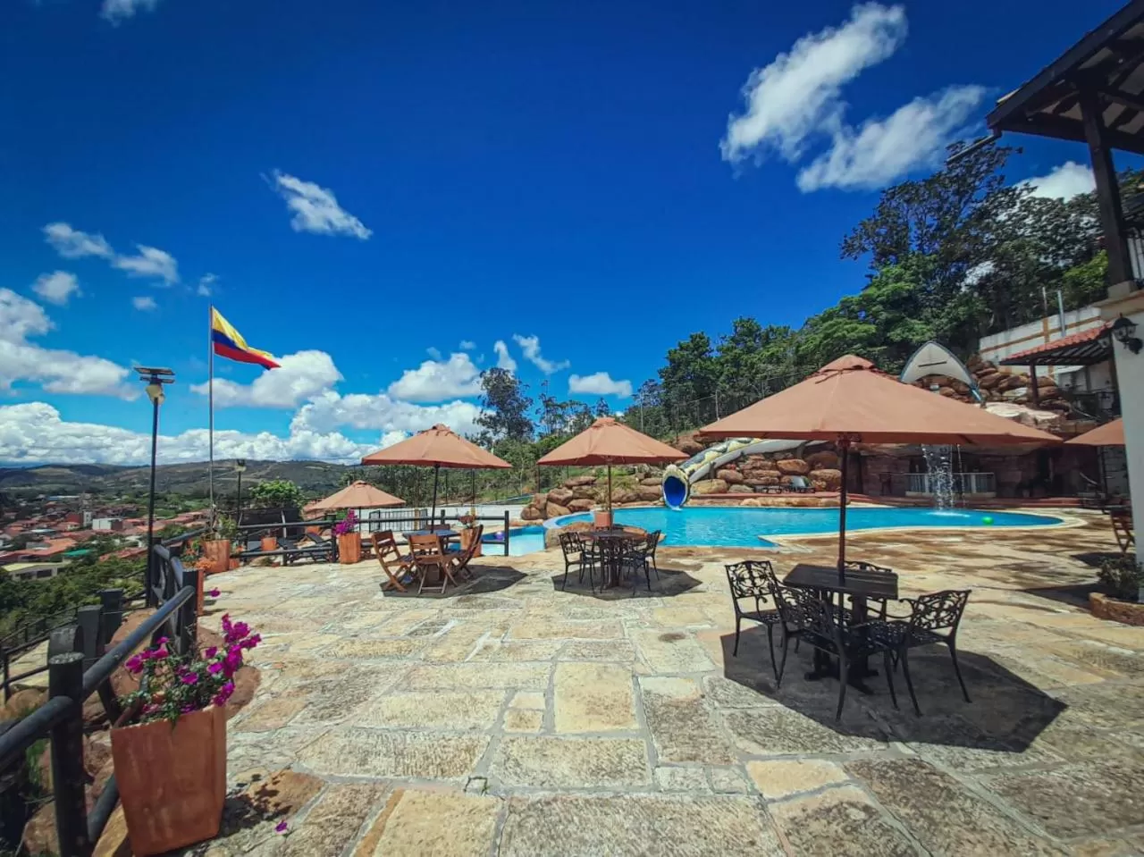 Patio in Hotel Las Rocas Resort Villanueva