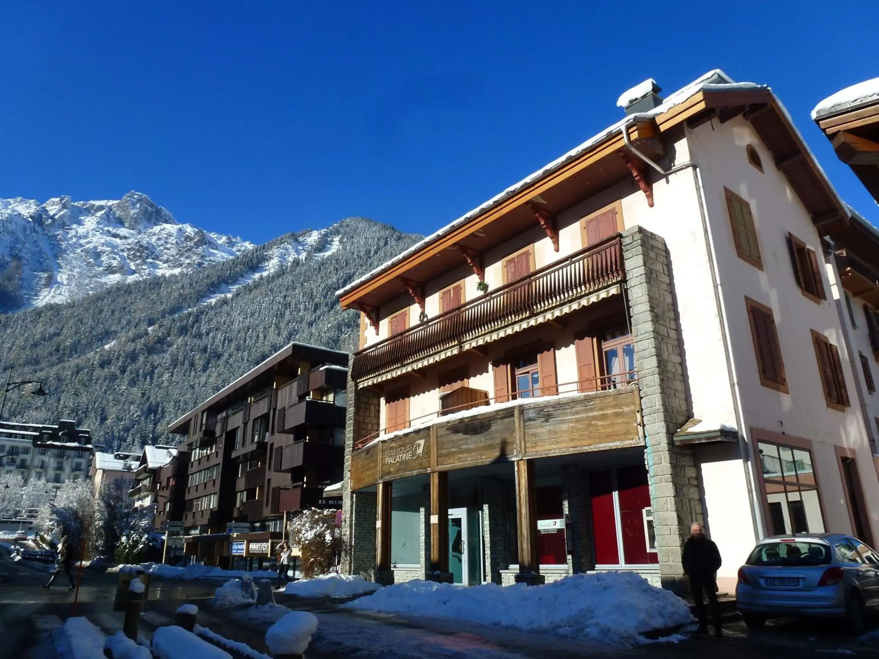 Mountain view, Winter in Hôtel de L'Arve by HappyCulture