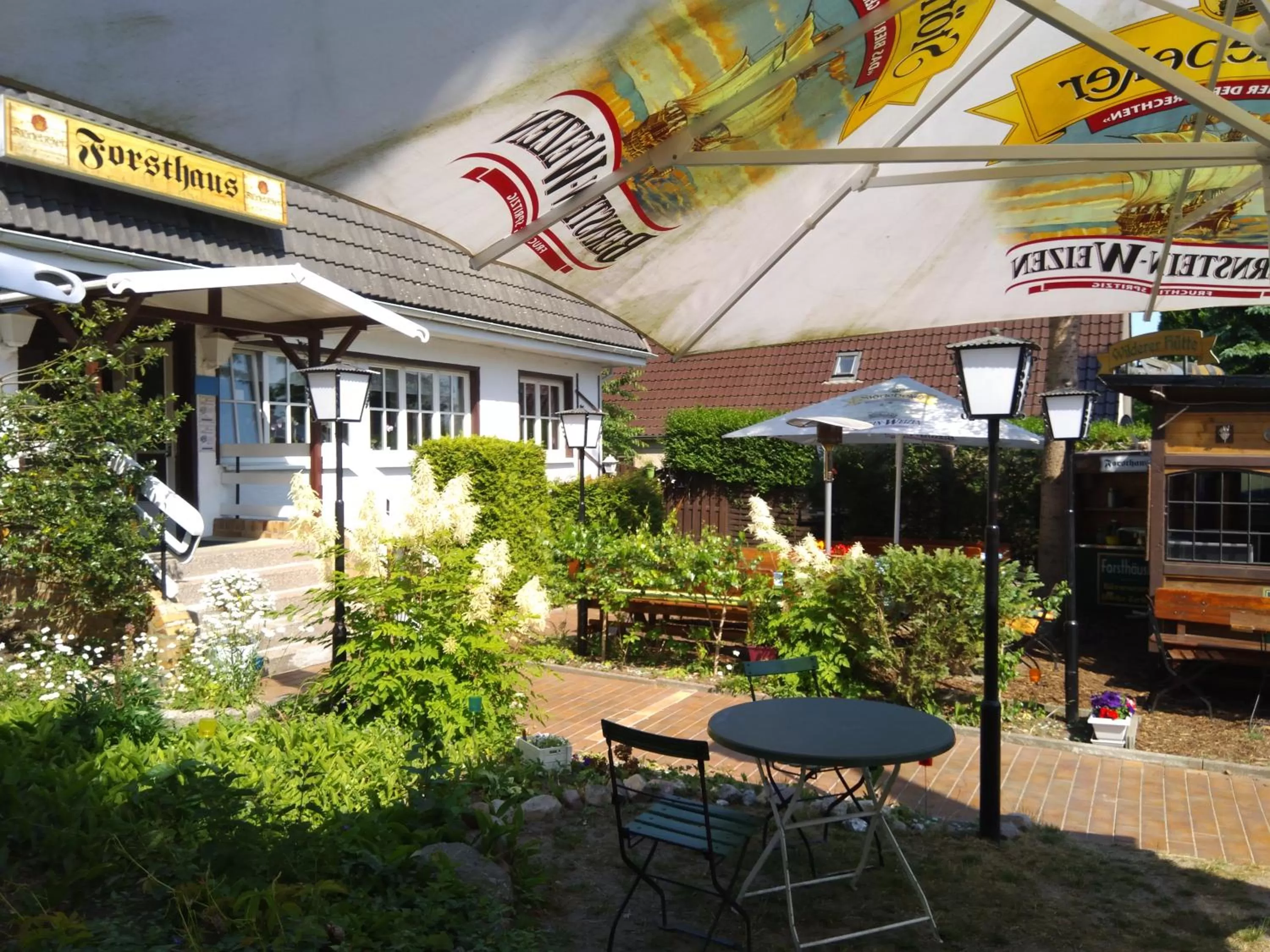 Facade/entrance in Hotel Forsthaus Sellin