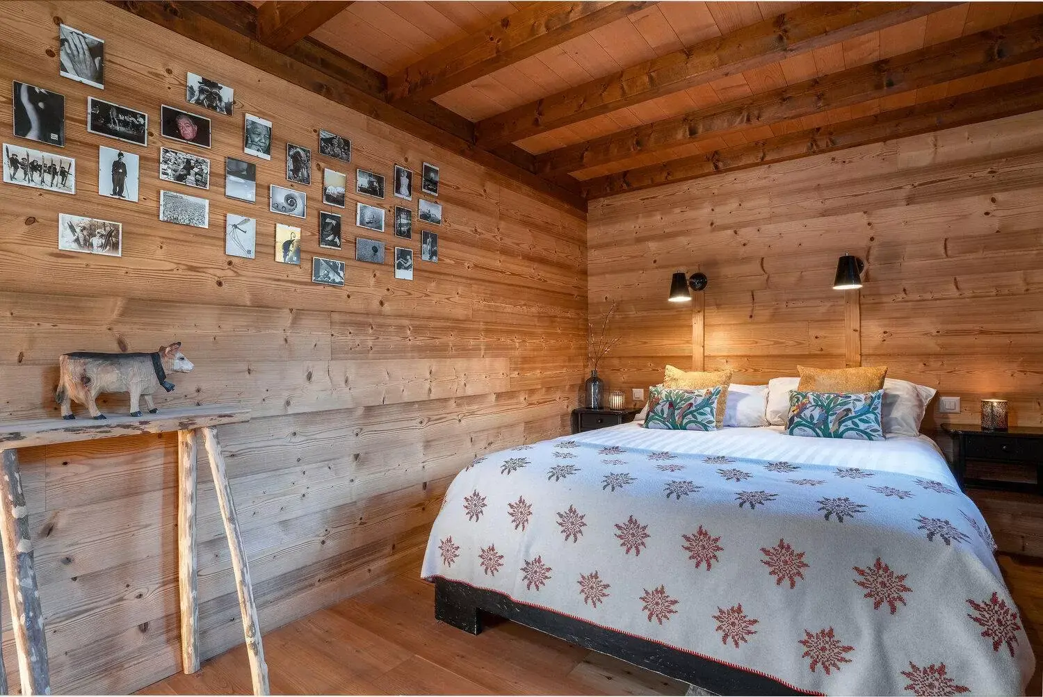 Bedroom, Bed in Les Mazots du Clos