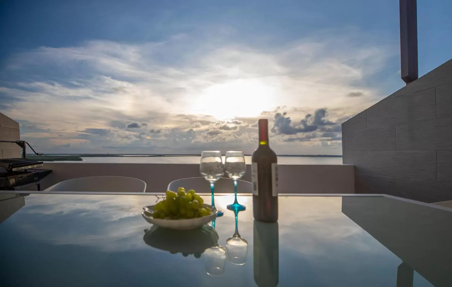 Balcony/Terrace, Drinks in Beachfront Penthouses by LivIN Cancun