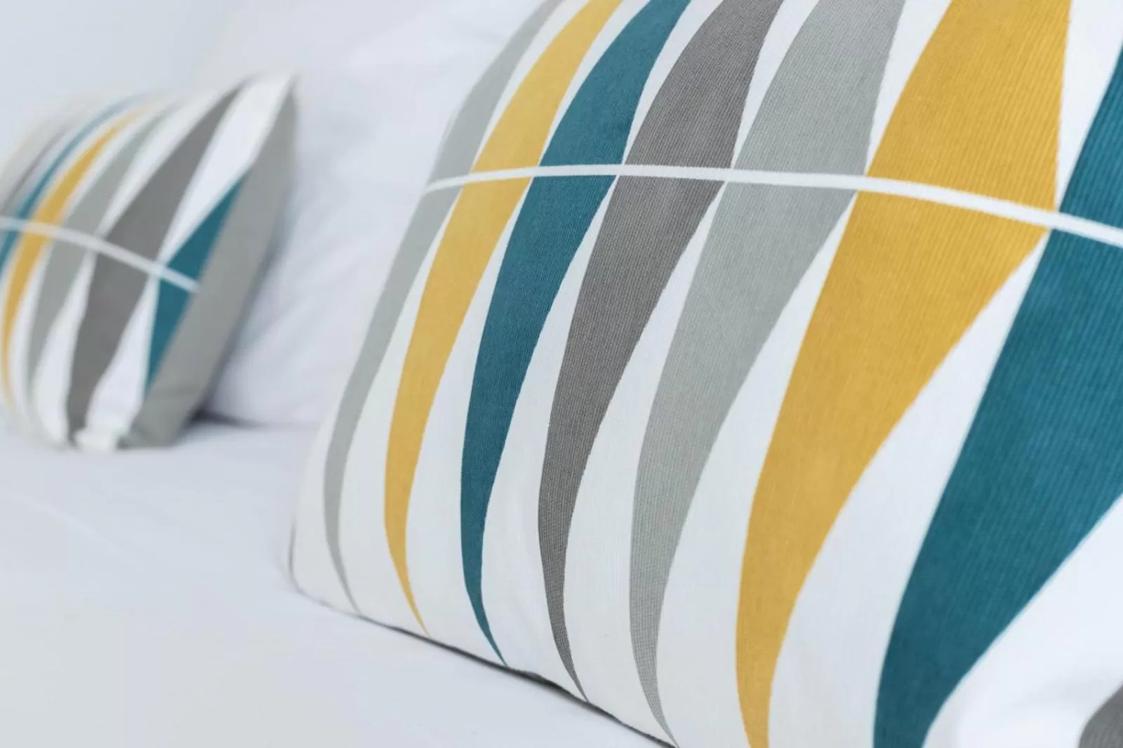 Bed in Hôtel Porte Mars - Reims Gare Centre Arena