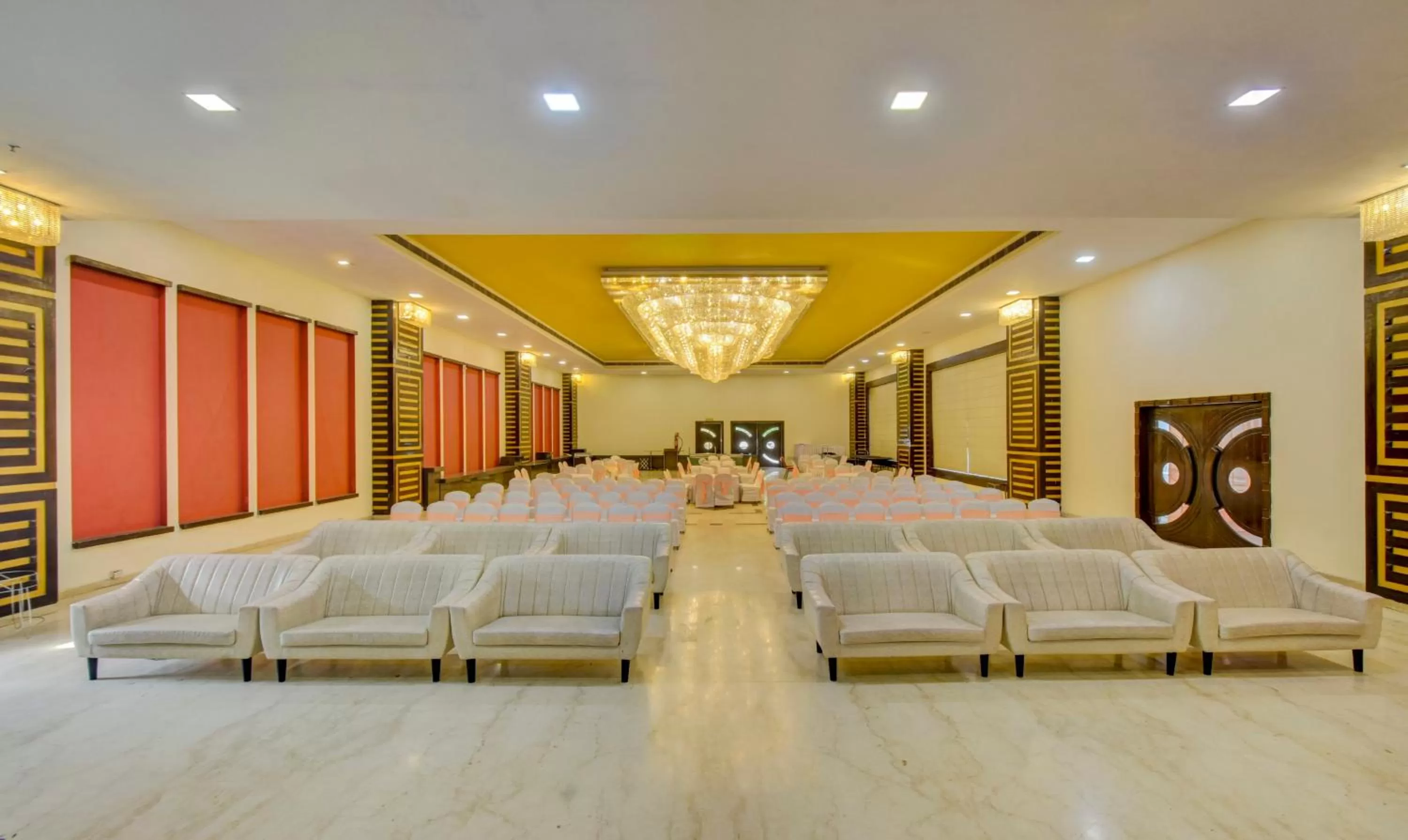 Banquet/Function facilities in Treebo Elysee, Patel Nagar