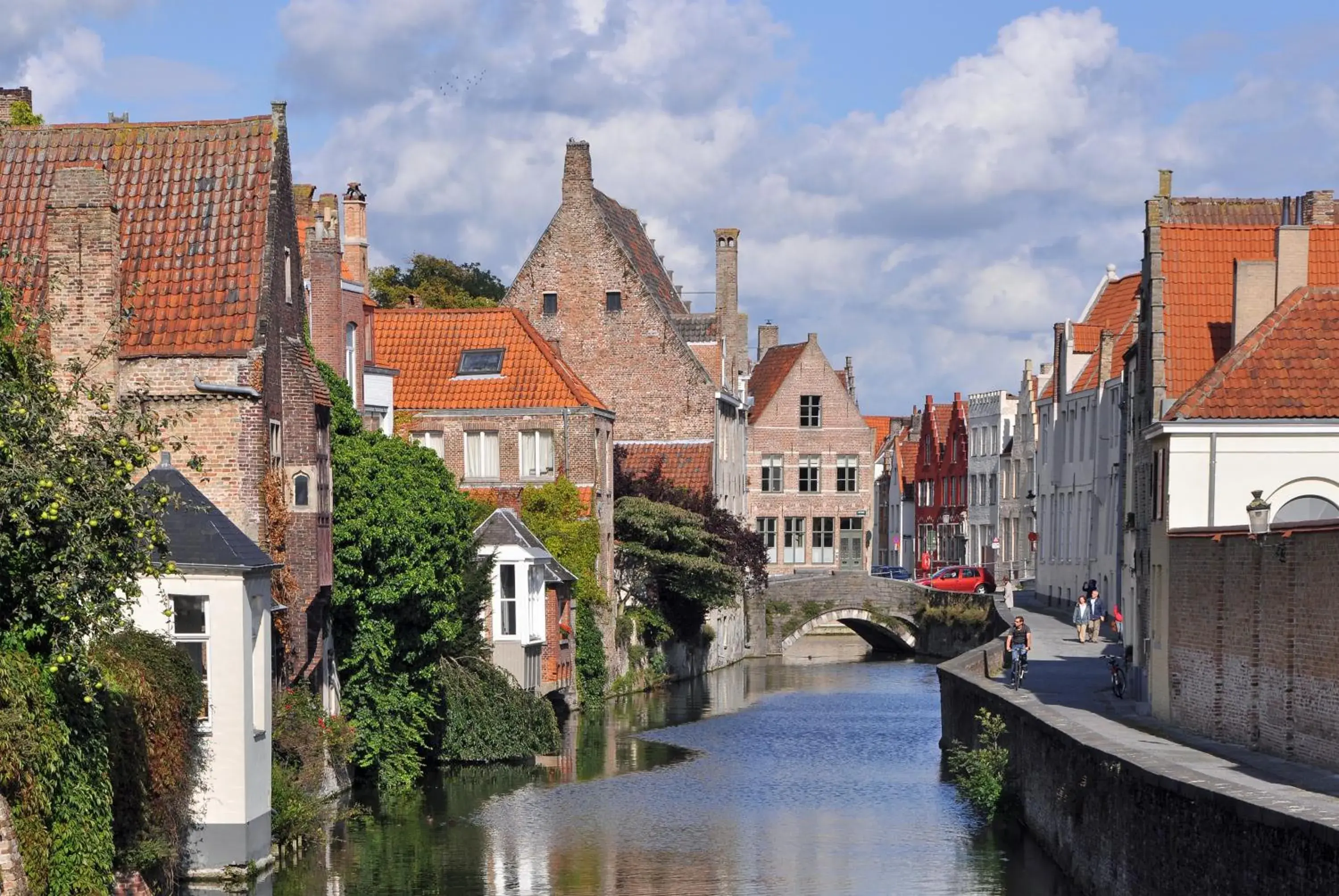 Area and facilities in Value Stay Bruges