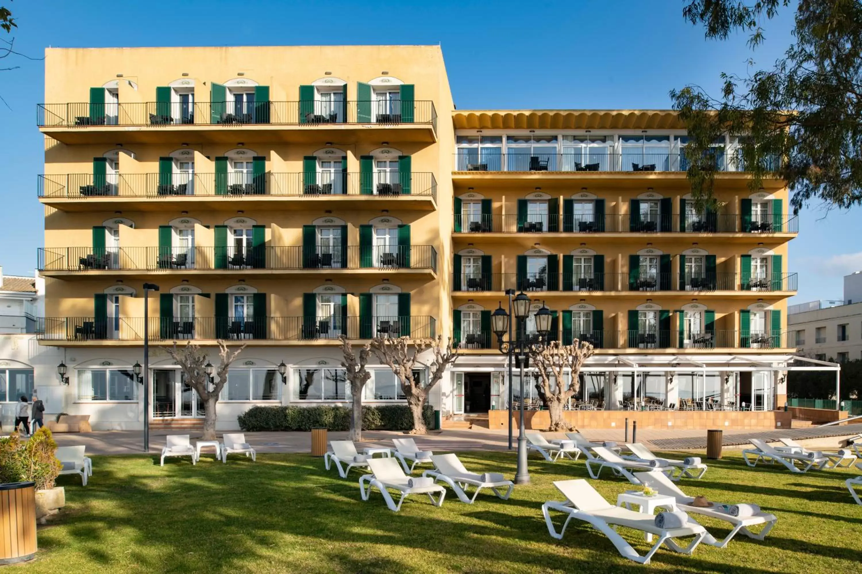 Property building in Hotel Roses Platja Property building in Hotel Roses Platja