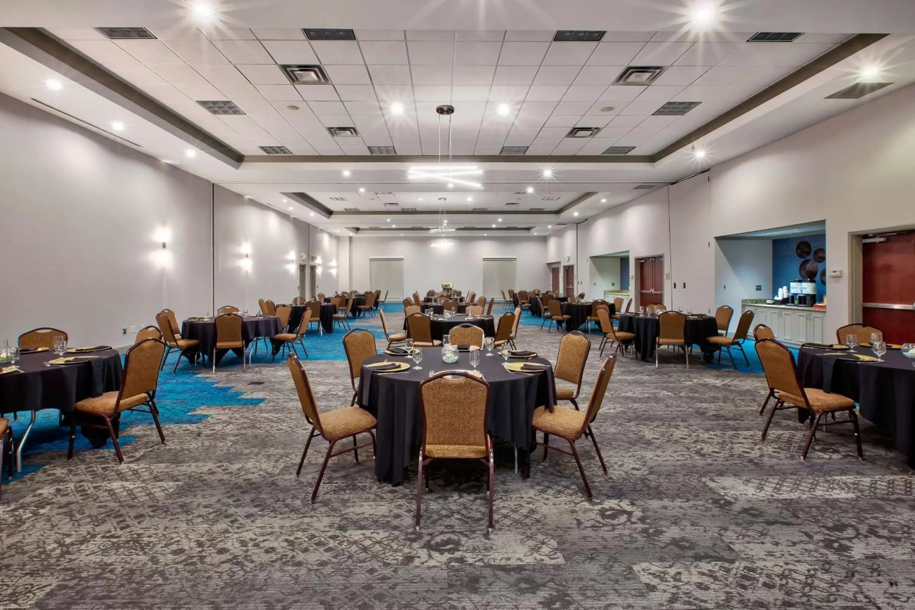 Meeting/conference room, Restaurant/Places to Eat in Hilton Garden Inn Dayton/ Beavercreek
