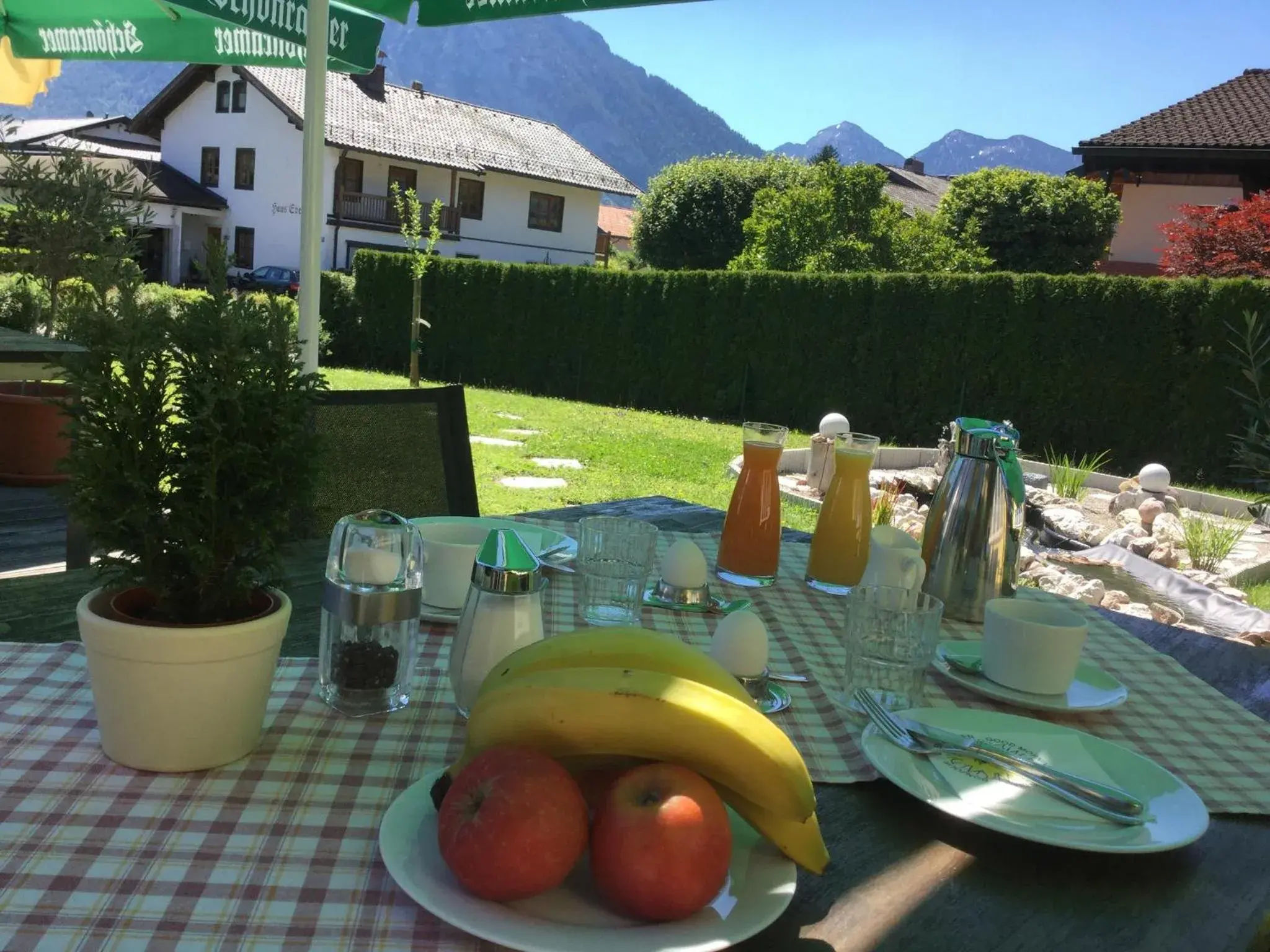 Garden in Hotel-Restaurant Bellevue