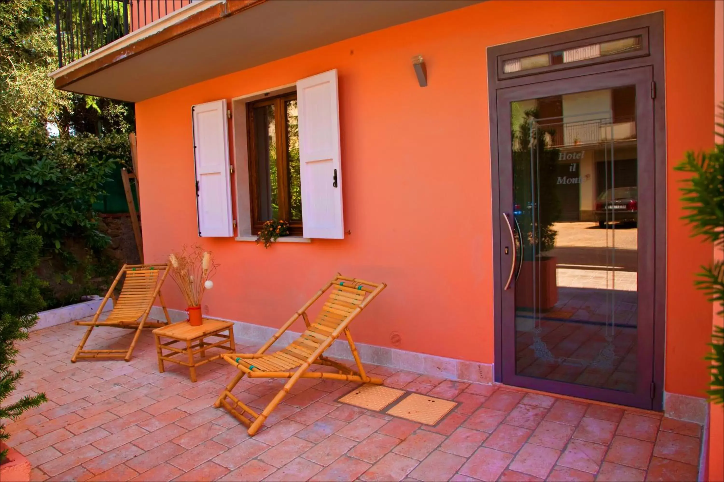 Facade/entrance in Hotel Il Monte