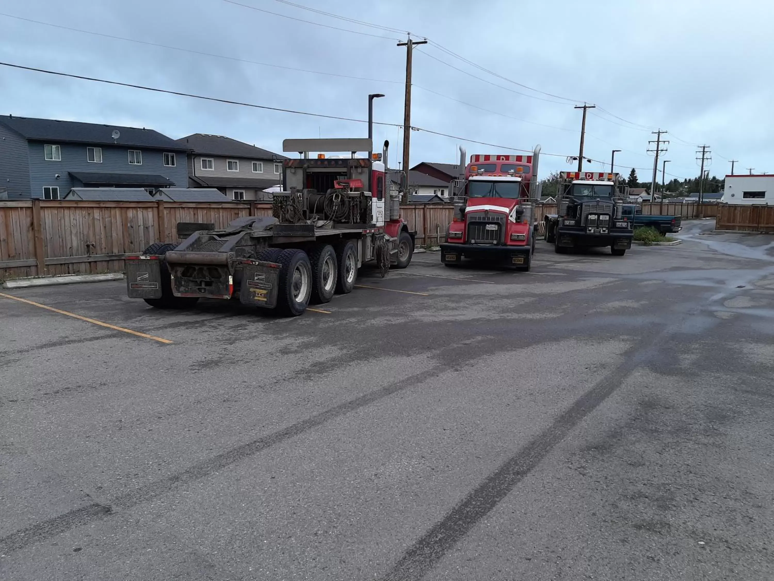 Parking in Best Western Plus Chateau Fort St. John