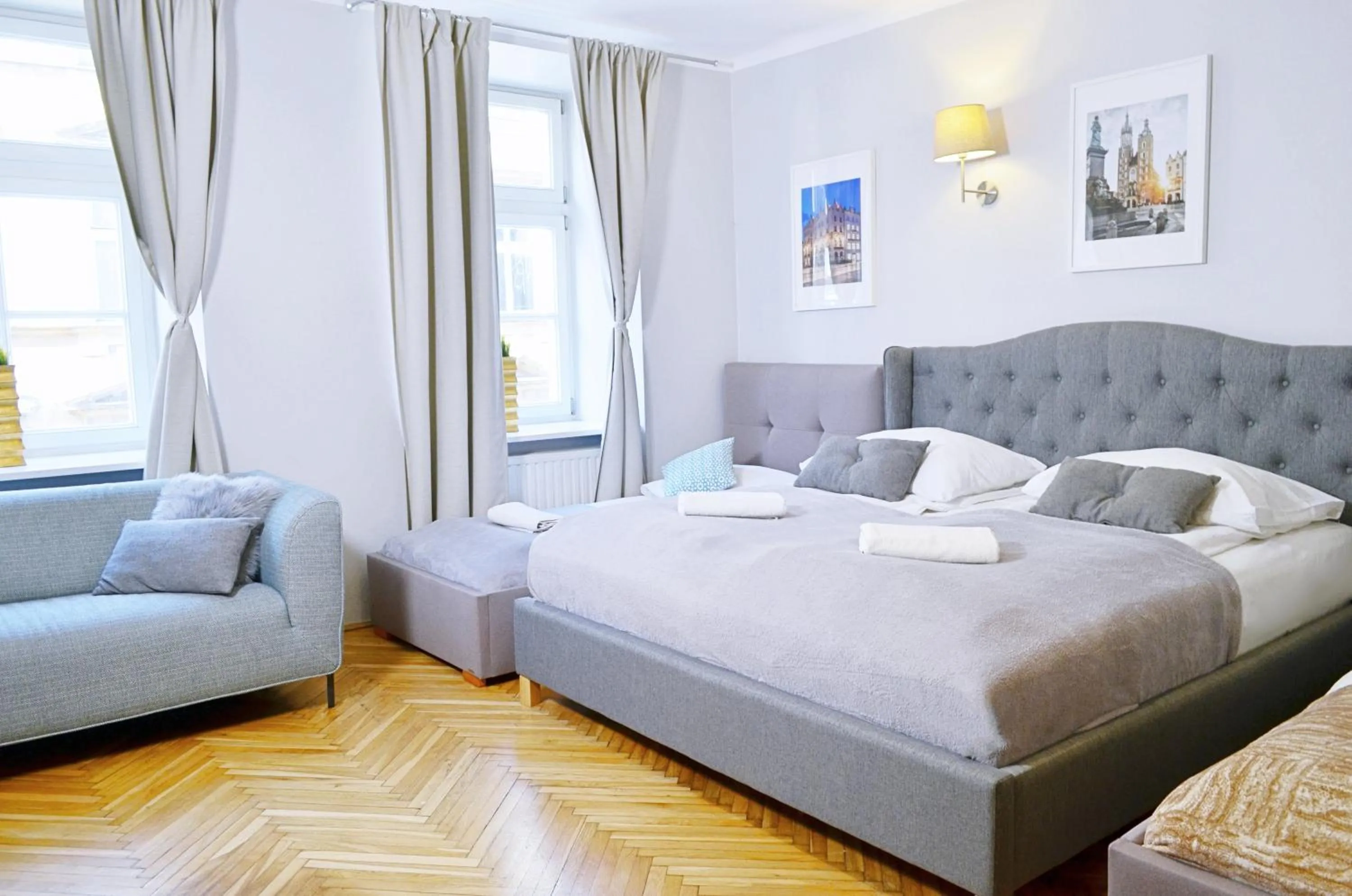 Bed in P&J Apartments Floriańska