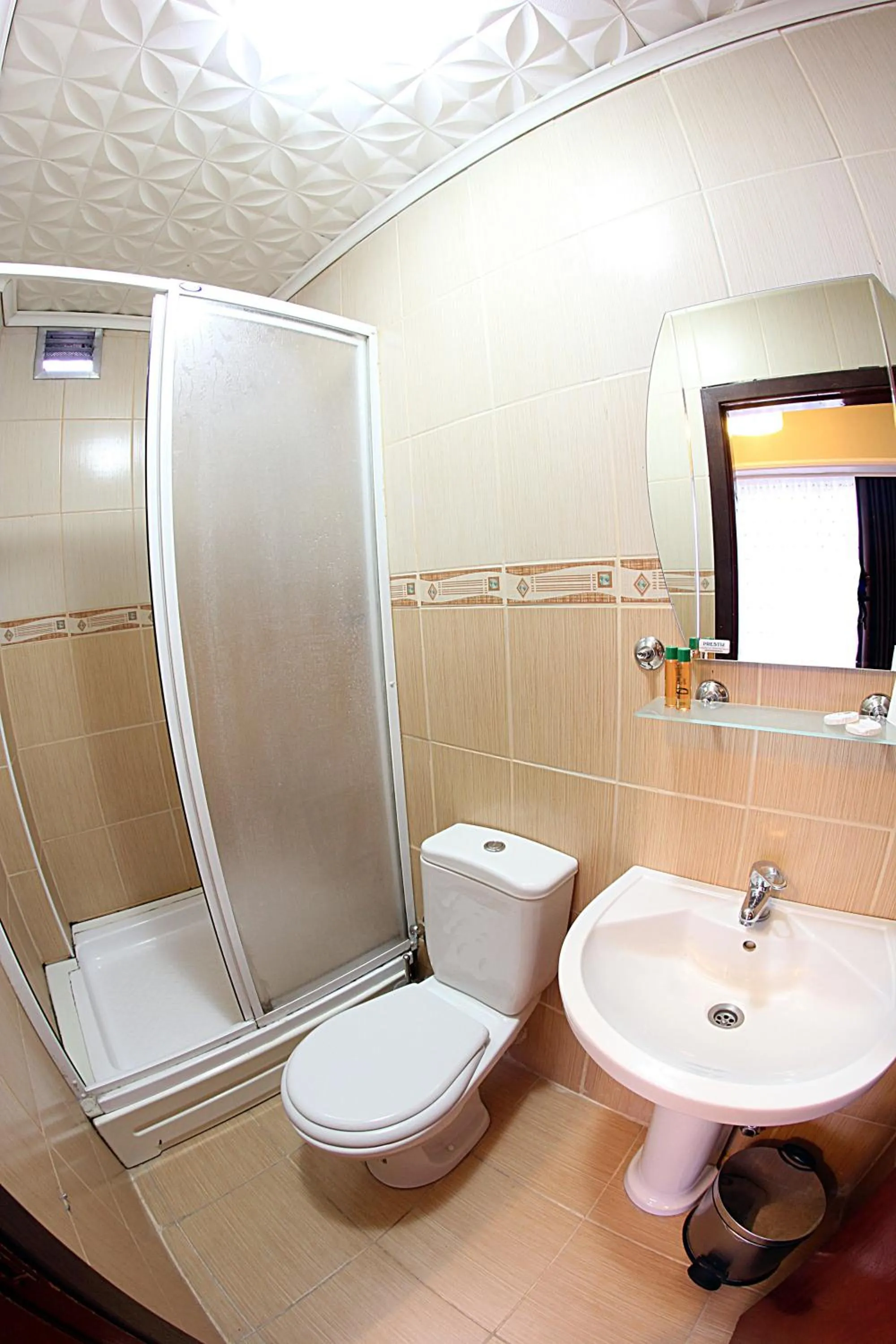 Bathroom in Paradise Hotel