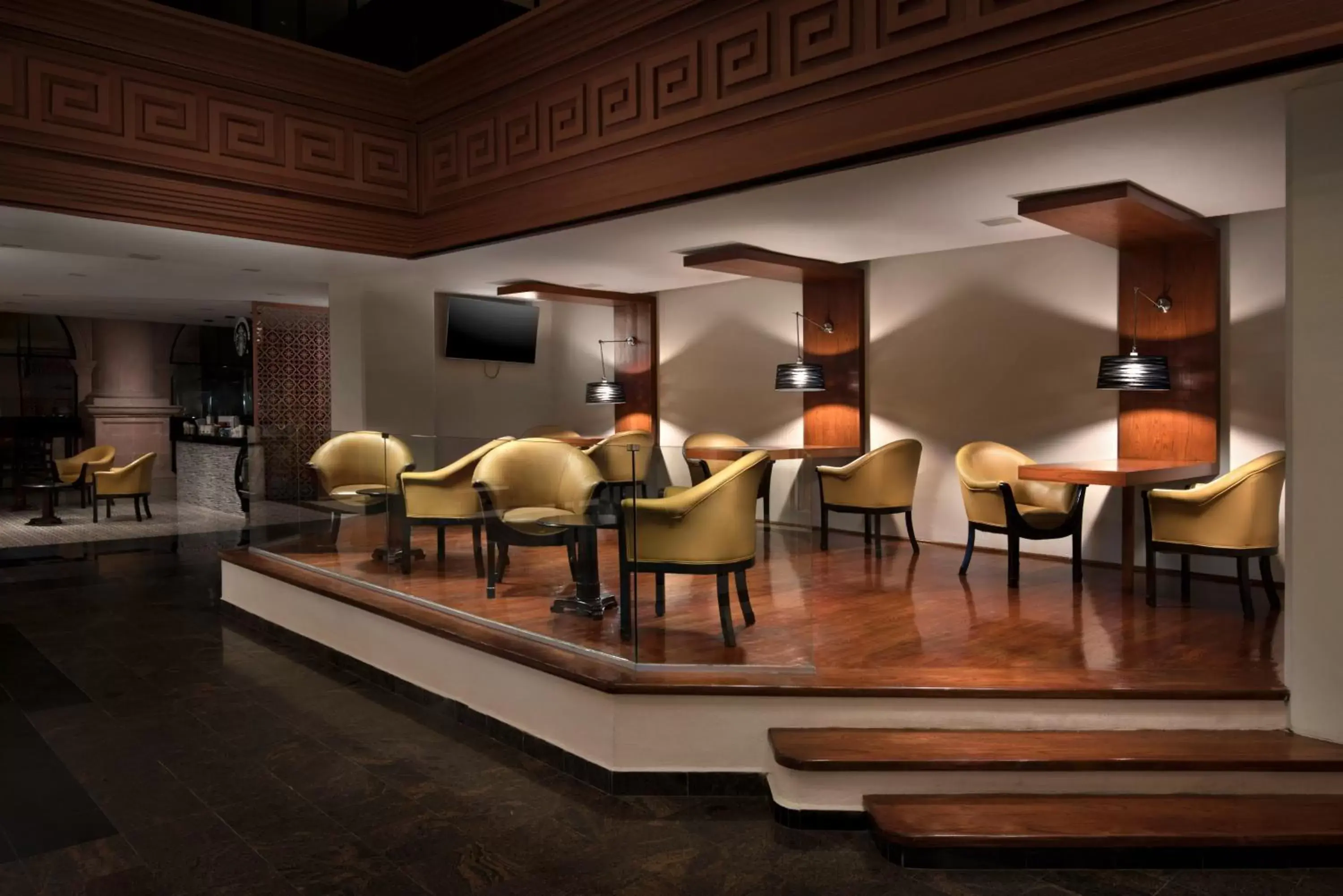 Lounge or bar in Krystal Monterrey Lounge or bar in Krystal Monterrey