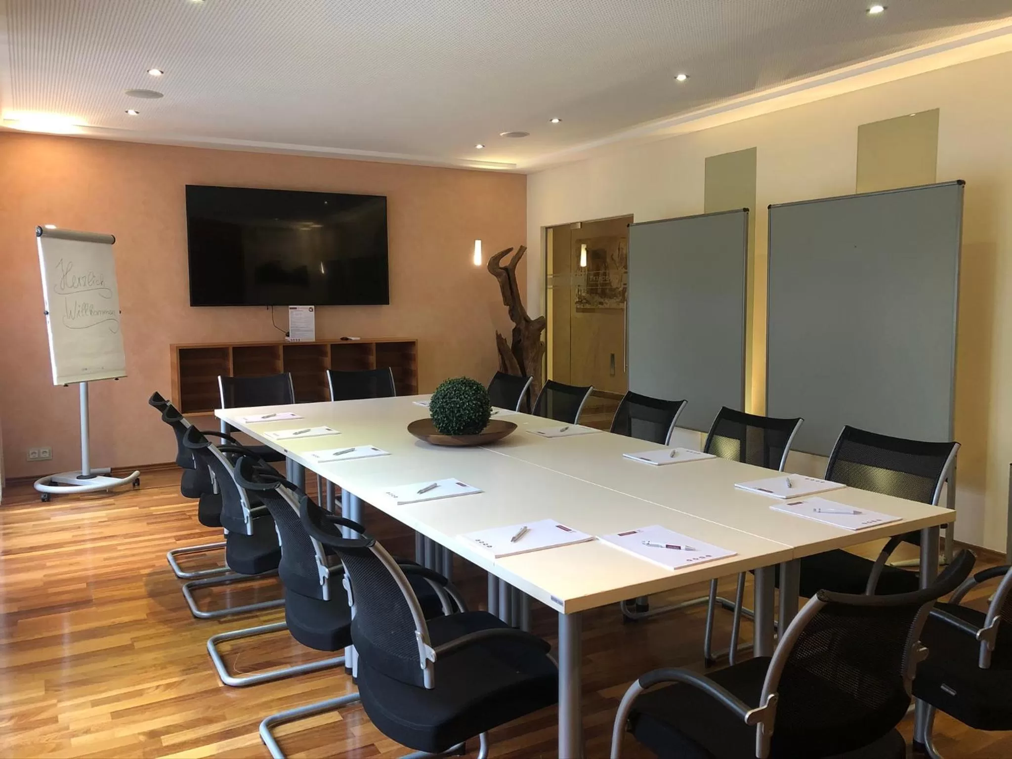 Meeting/conference room in Tinschert Hotel-Restaurant-Partyservice