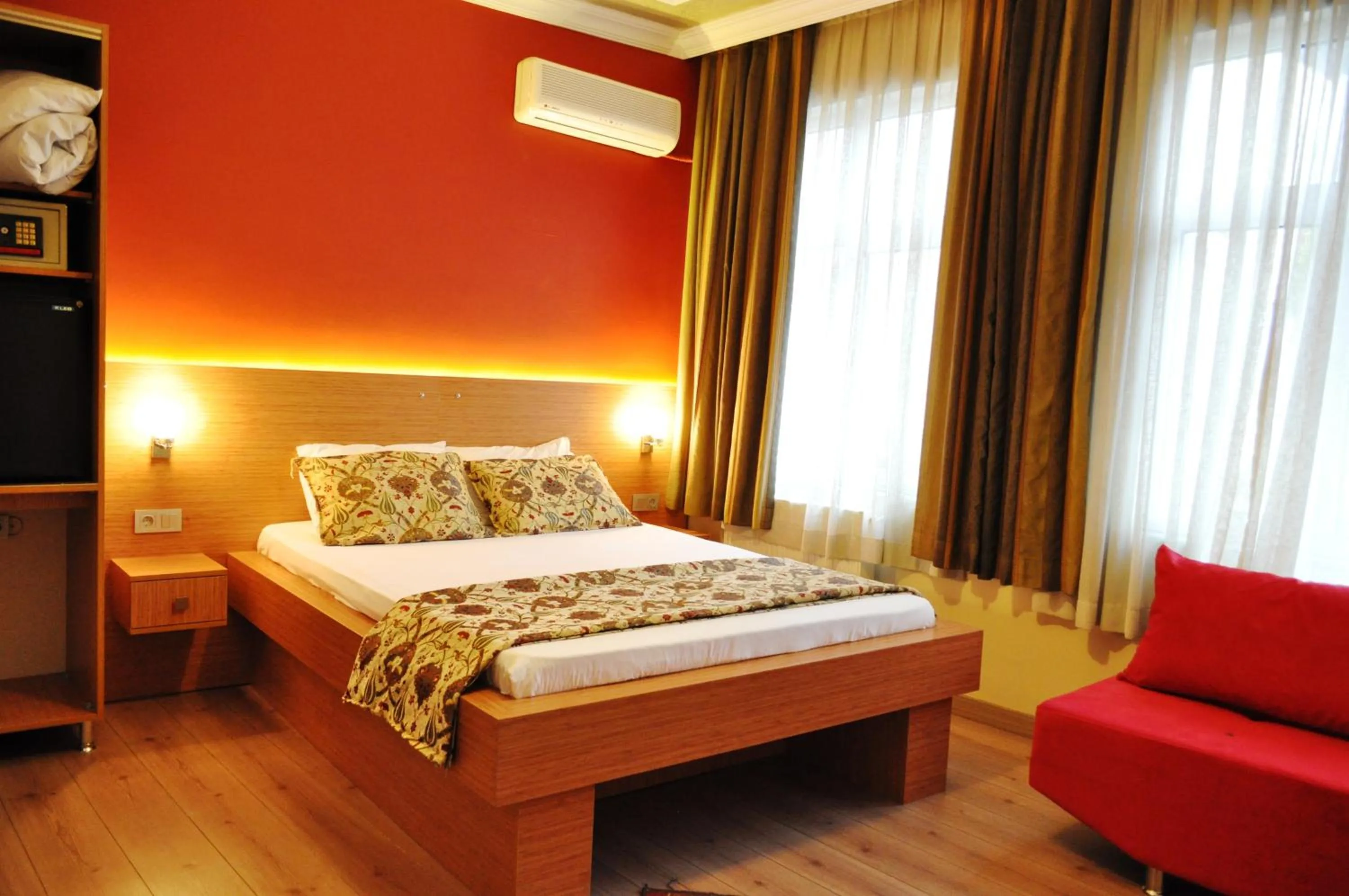 Bedroom, Bed in Antique Hostel