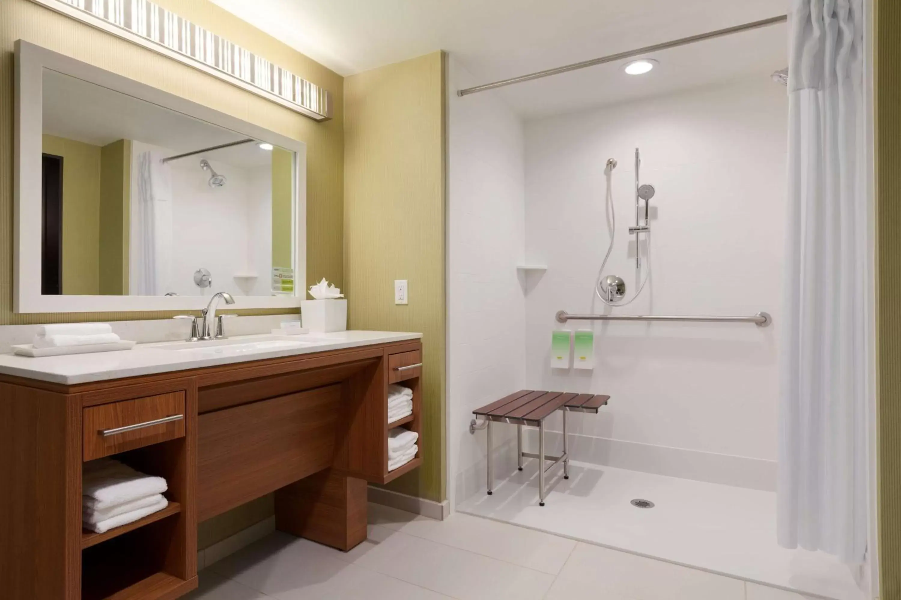 Bathroom in Home2 Suites by Hilton Oklahoma City South