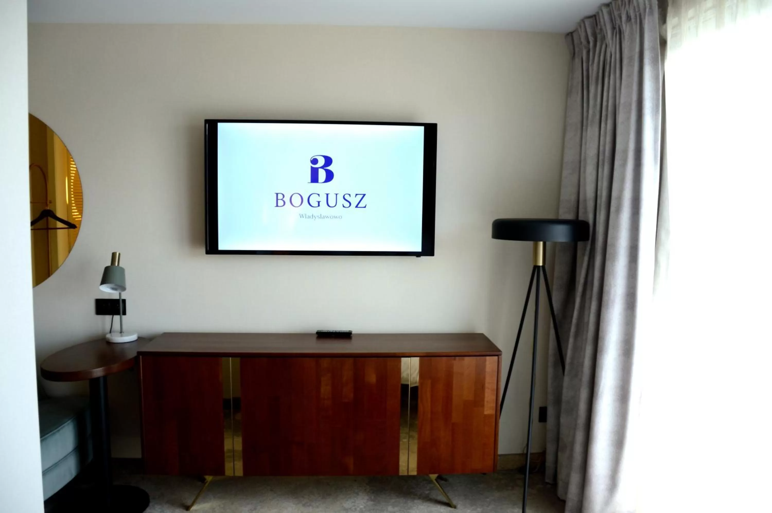 TV and multimedia, TV/Entertainment Center in BOGUSZ Wladyslawowo