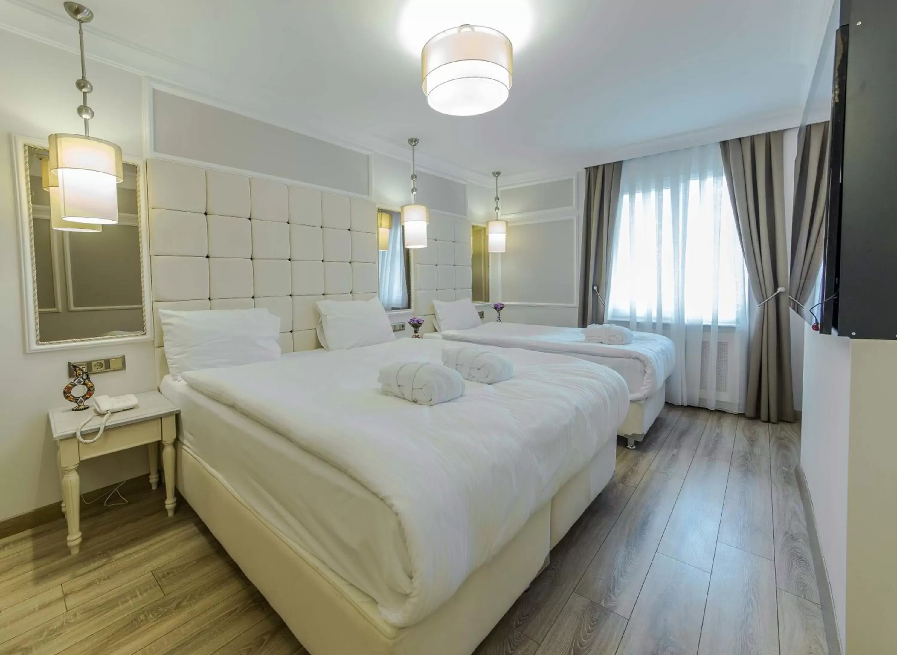Bedroom, Bed in The Constantine Hotel