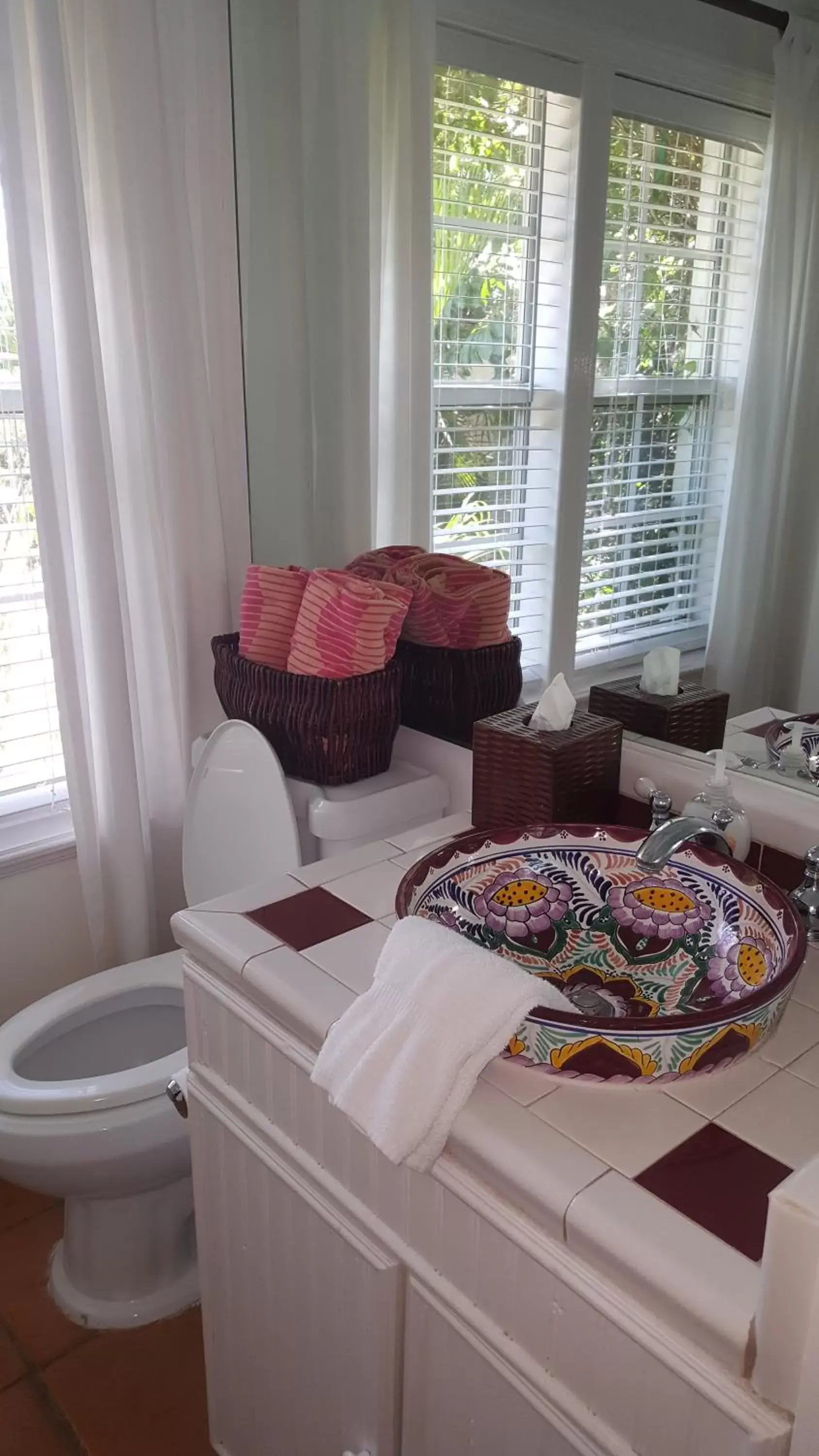 Bathroom, Seating Area in The Caribbean Court Boutique Hotel